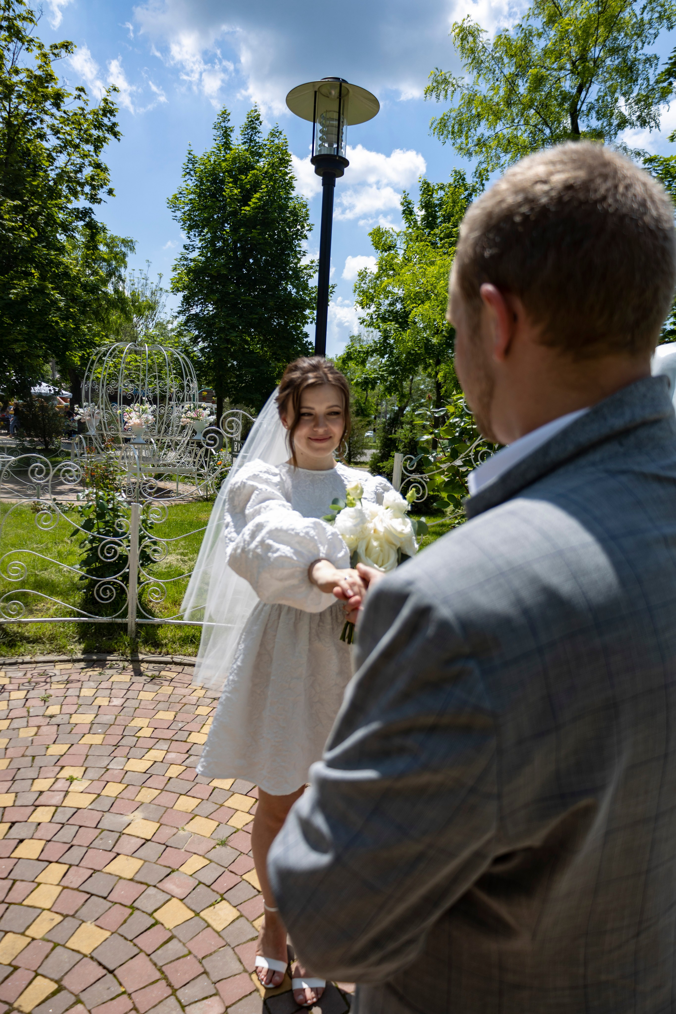 Елизавета и Павел. Свадебные «живые» фото с прогулки. г. Новошахтинск. Свадебный фотограф ростовская область