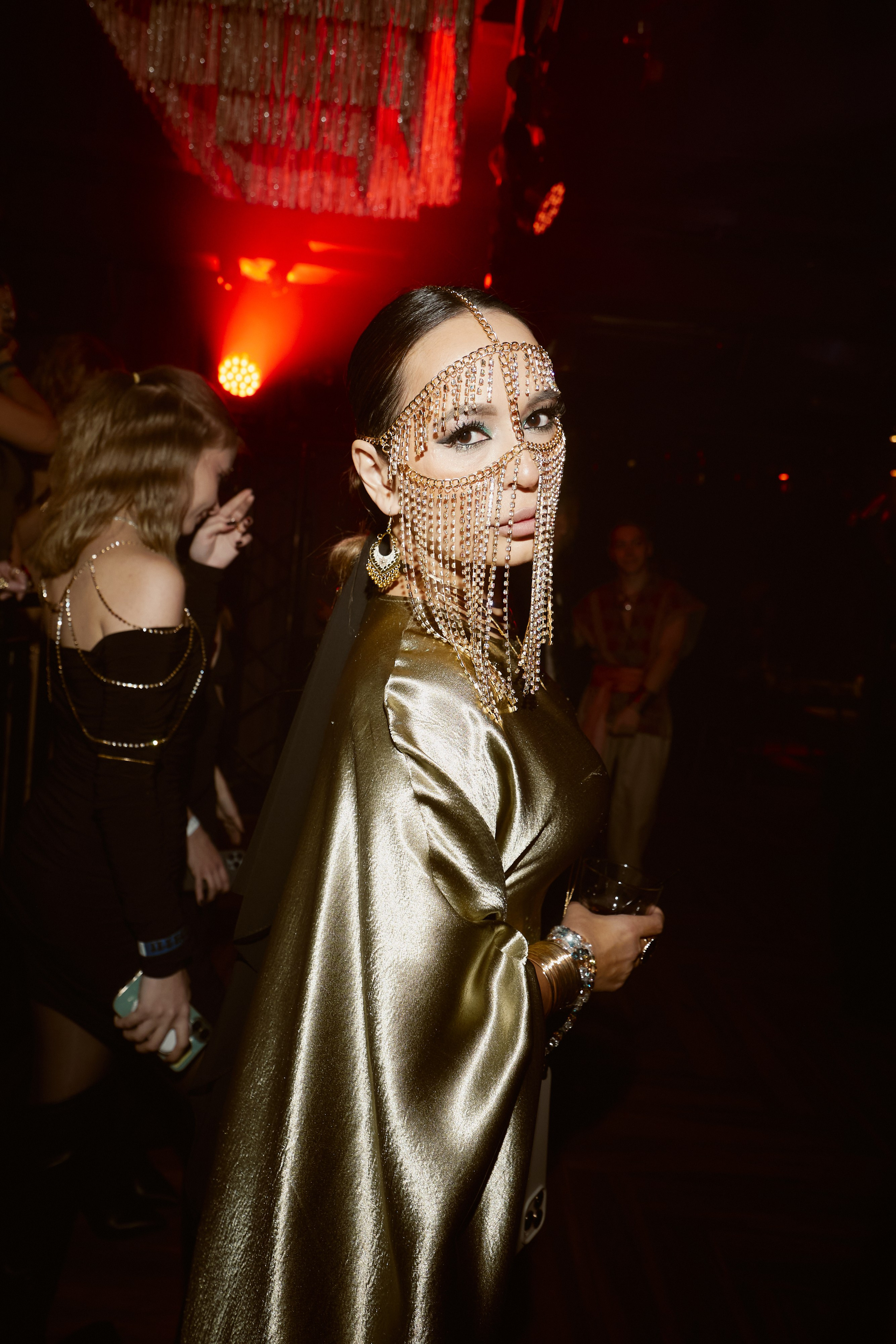 ILLEGAL FRIENDS MIRAGE. ФОТОГРАФ НА МЕРОПРИЯТИЕ ОТ СОЛЬ МЕДИА PRODUCTION