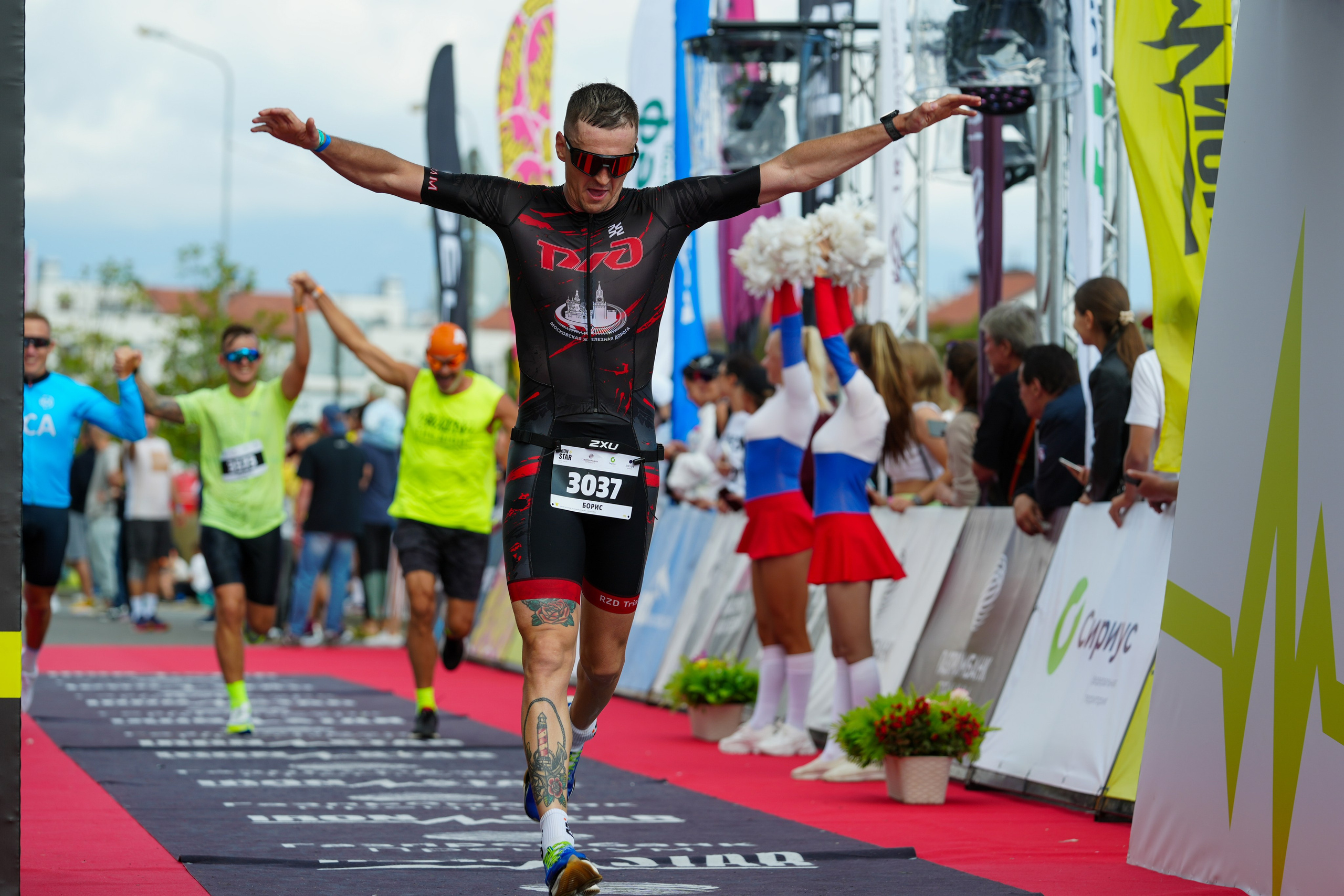 Фотоотчет партнерской интеграции для компании TELE2 на фестивале Ironstar. Репортажный фотограф в Красной Поляне и Сочи Павлюченко Екатерина