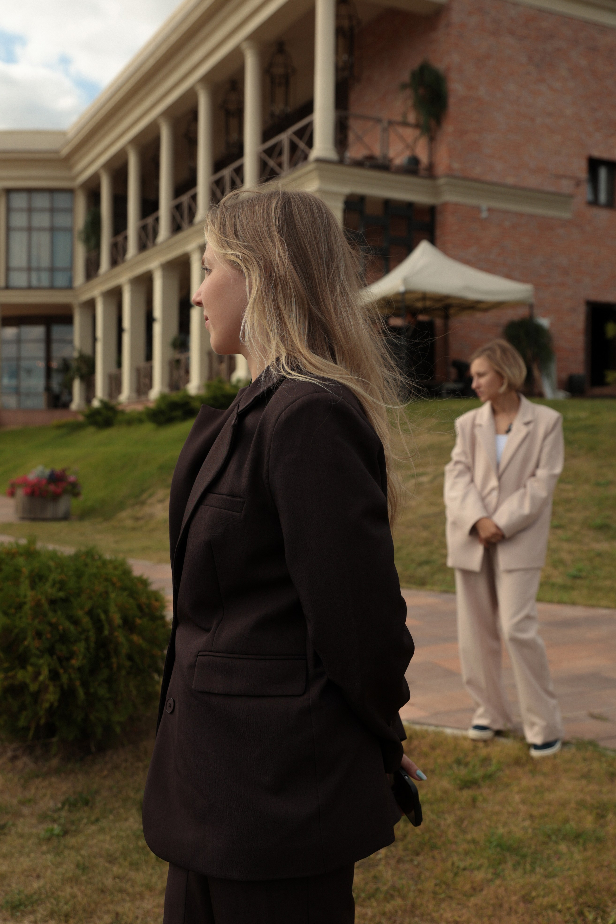 20|08|25 Backstage. On Emotions агентство