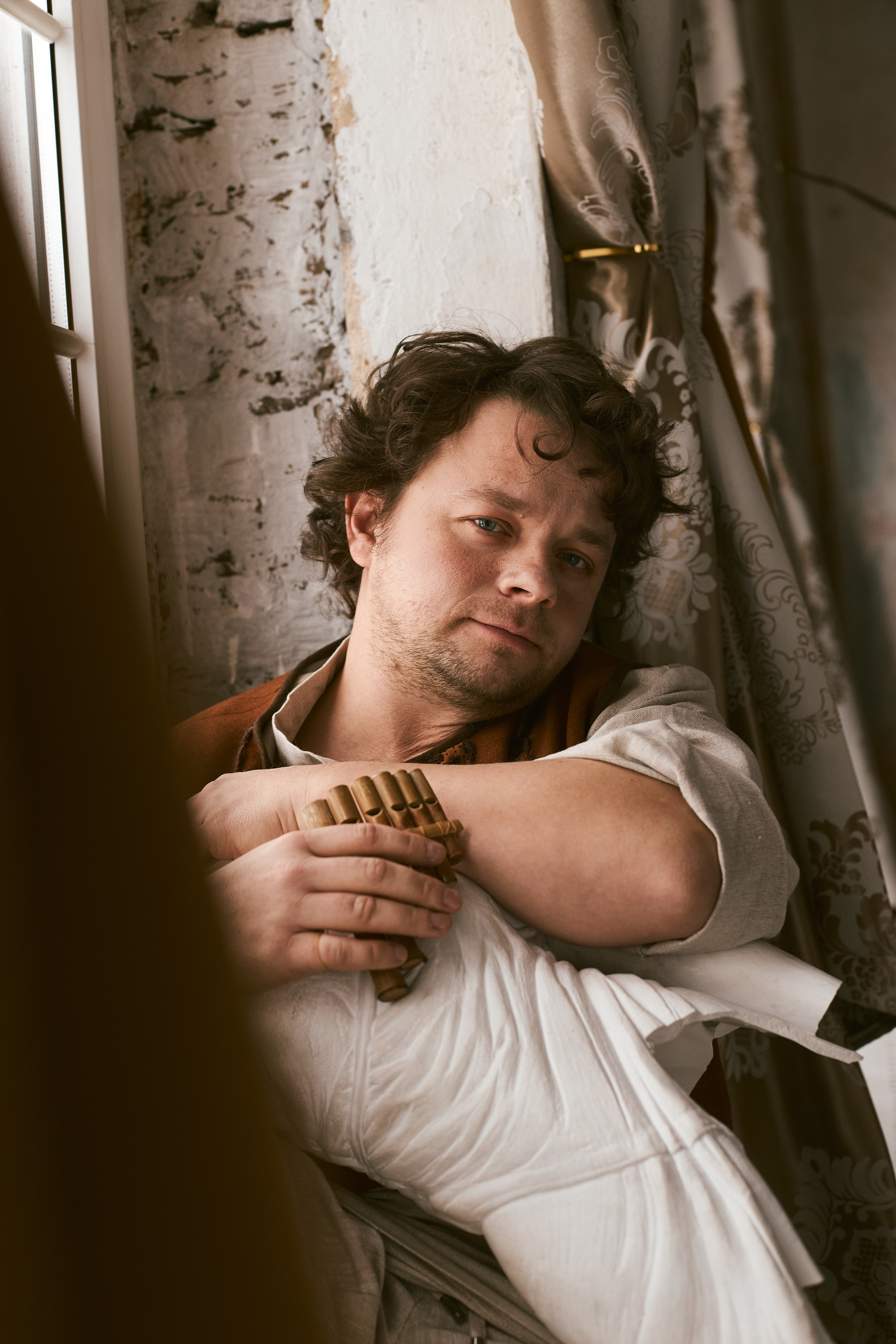 Сергей Друзьяк в образе Бродячего Музыканта. Анна Потявина. Фотограф Москва