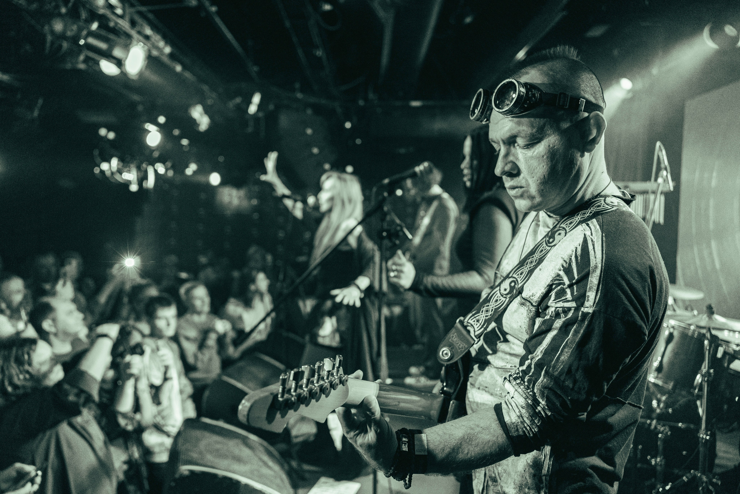 Маша и Медведи. Концертный фотограф в Москве Алексей Вовк