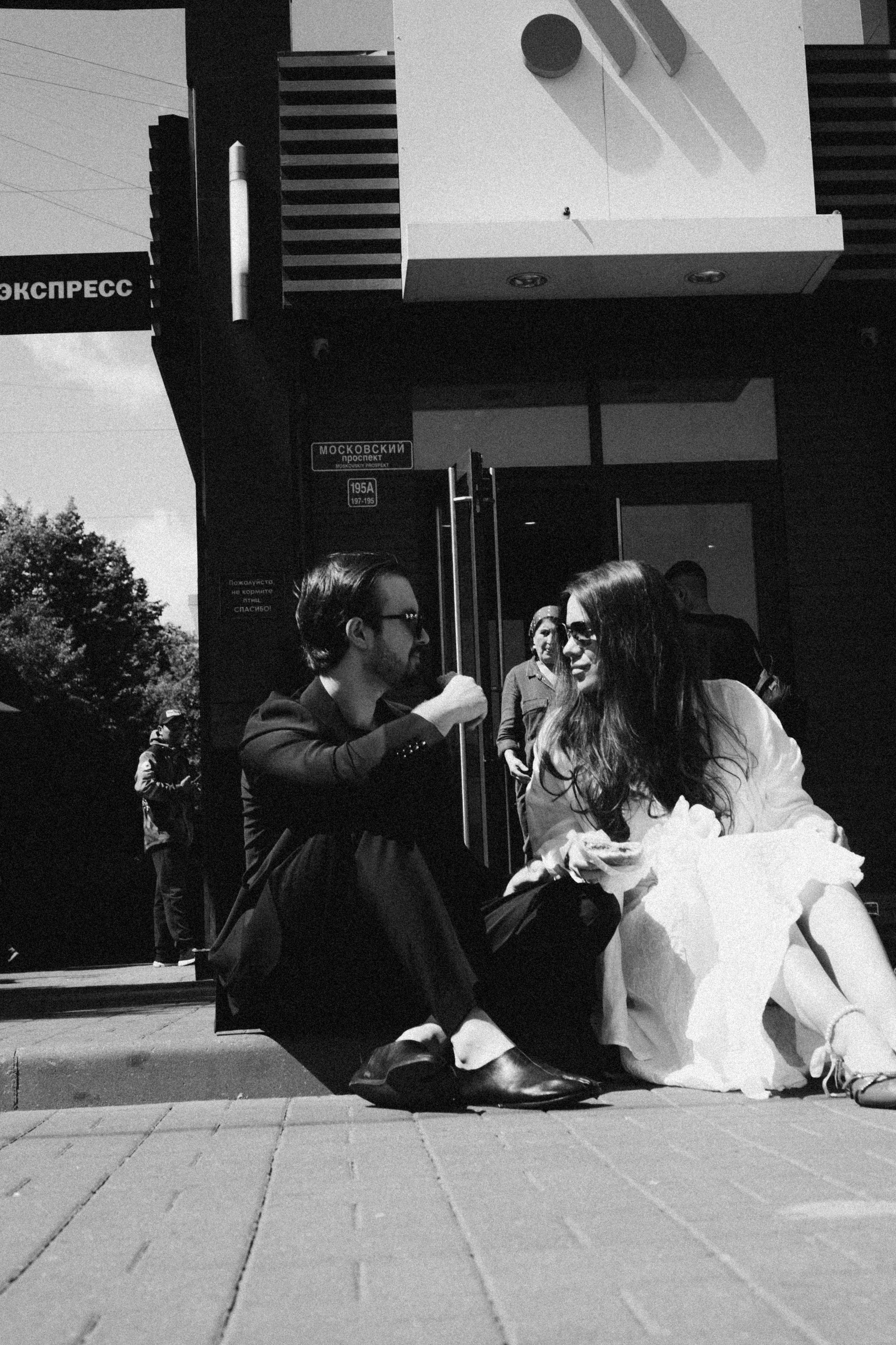 СВАДЕБНАЯ СЬЕМКА В ПАРКЕ ПОБЕДЫ И ПРОГУЛКА ПО МОСКОВСКОМУ ПРОСПЕКТУ. Профессиональный фотограф, Санкт-Петербург — Виктория Богомолова