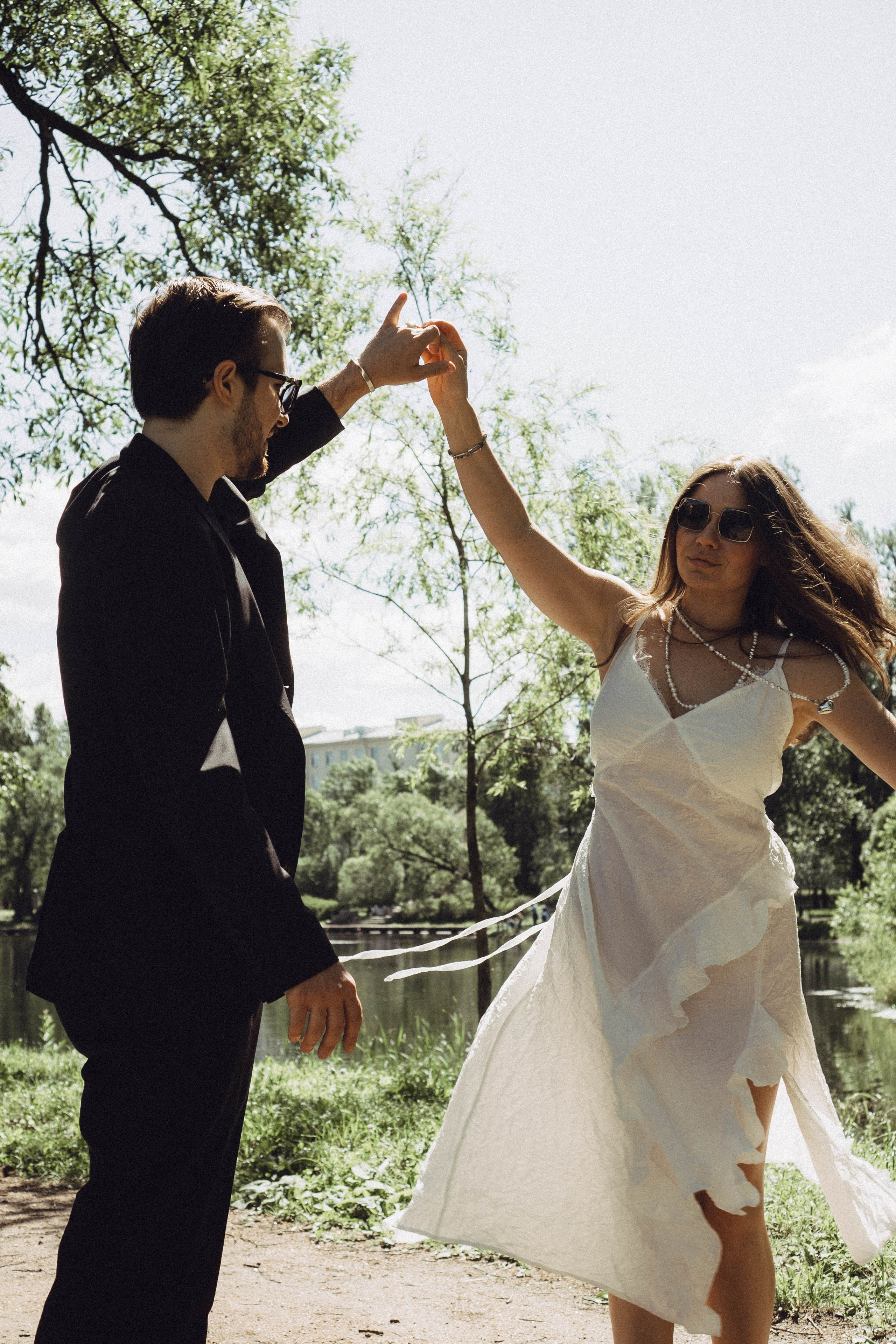 СВАДЕБНАЯ СЬЕМКА В ПАРКЕ ПОБЕДЫ И ПРОГУЛКА ПО МОСКОВСКОМУ ПРОСПЕКТУ. Профессиональный фотограф, Санкт-Петербург — Виктория Богомолова