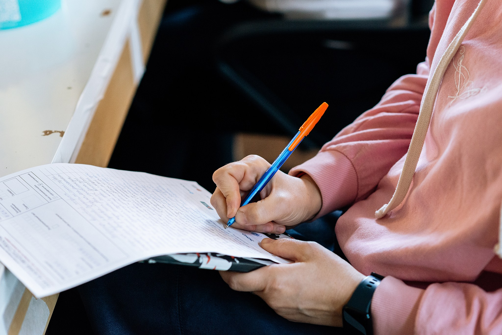 Тотальный диктант в Ночлежке. Апрель 26. Репортажный фотограф в Санкт-Петербурге Анастасия Клёпова