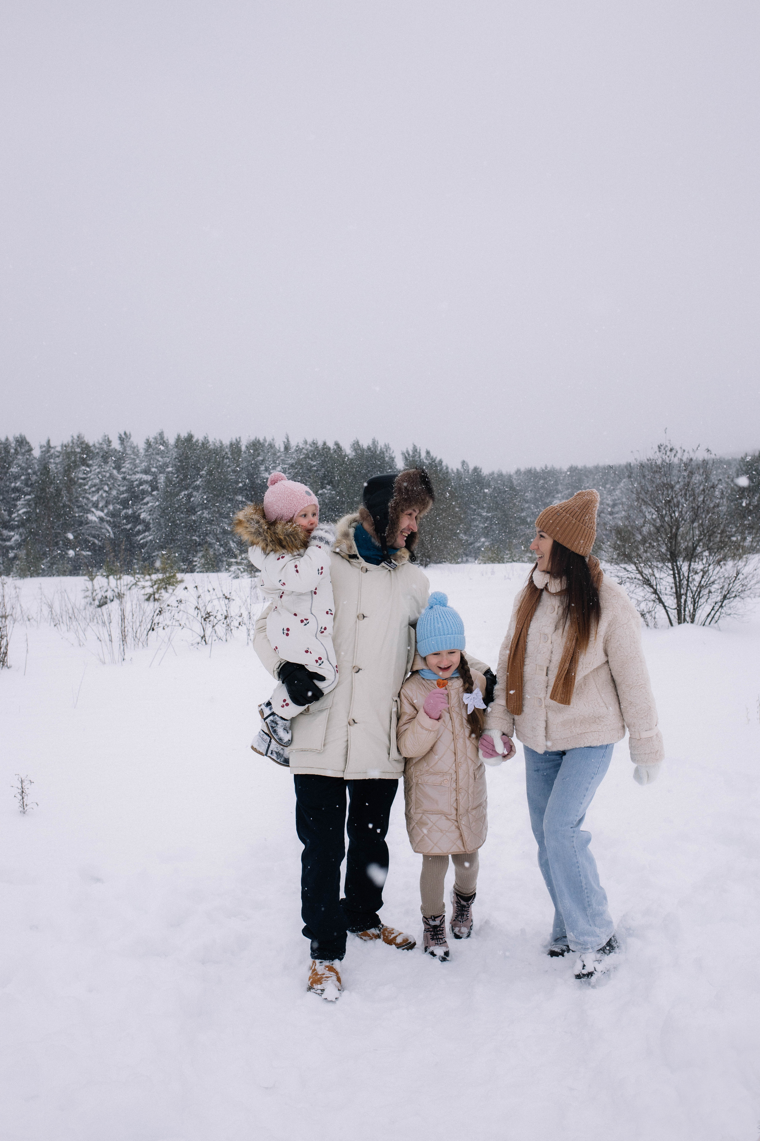 Зимние истории 2022. Фотограф Регина Даниловна Усть — Катав