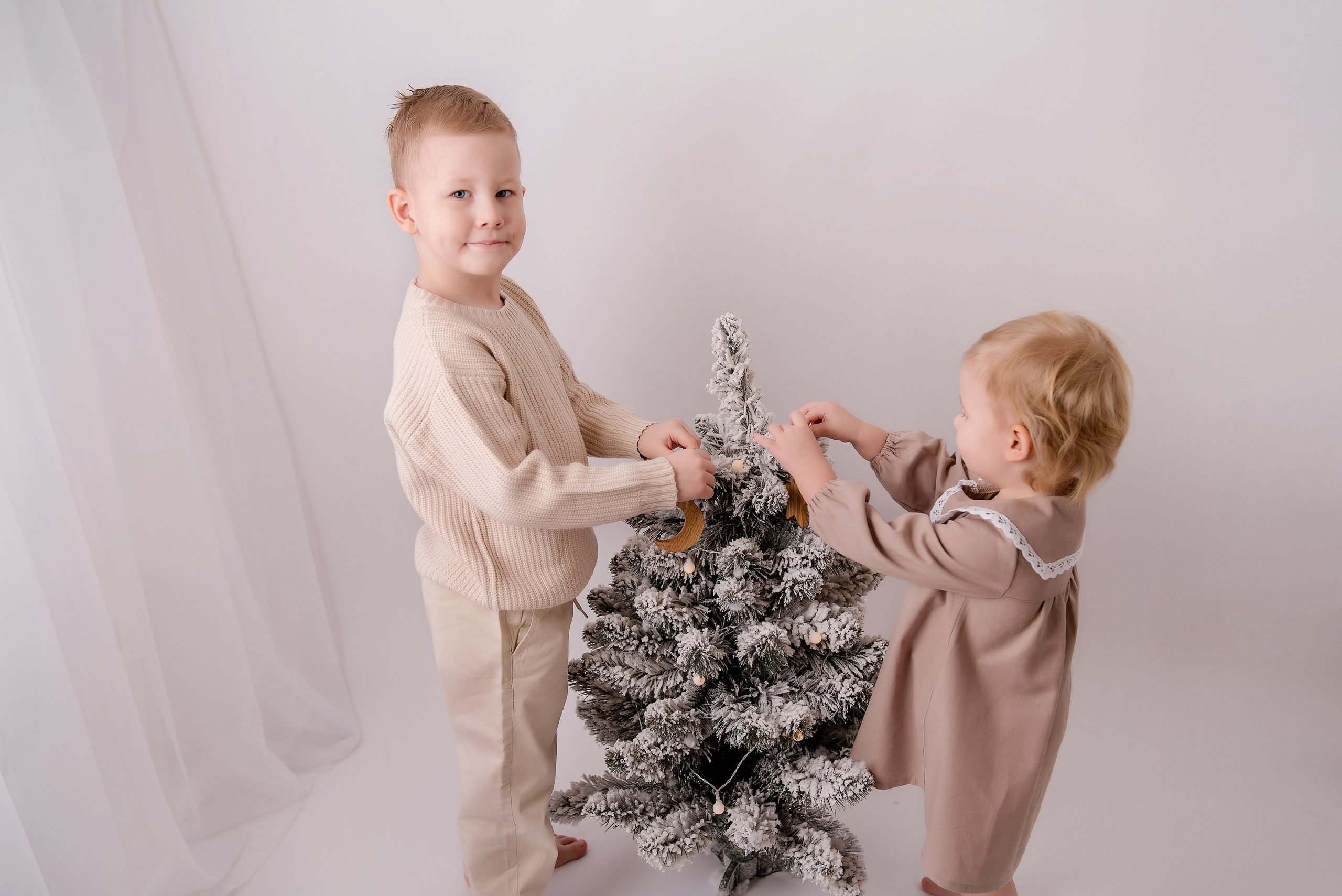Гоша и Ариша. Детский фотограф в Долгопрудном и Москве