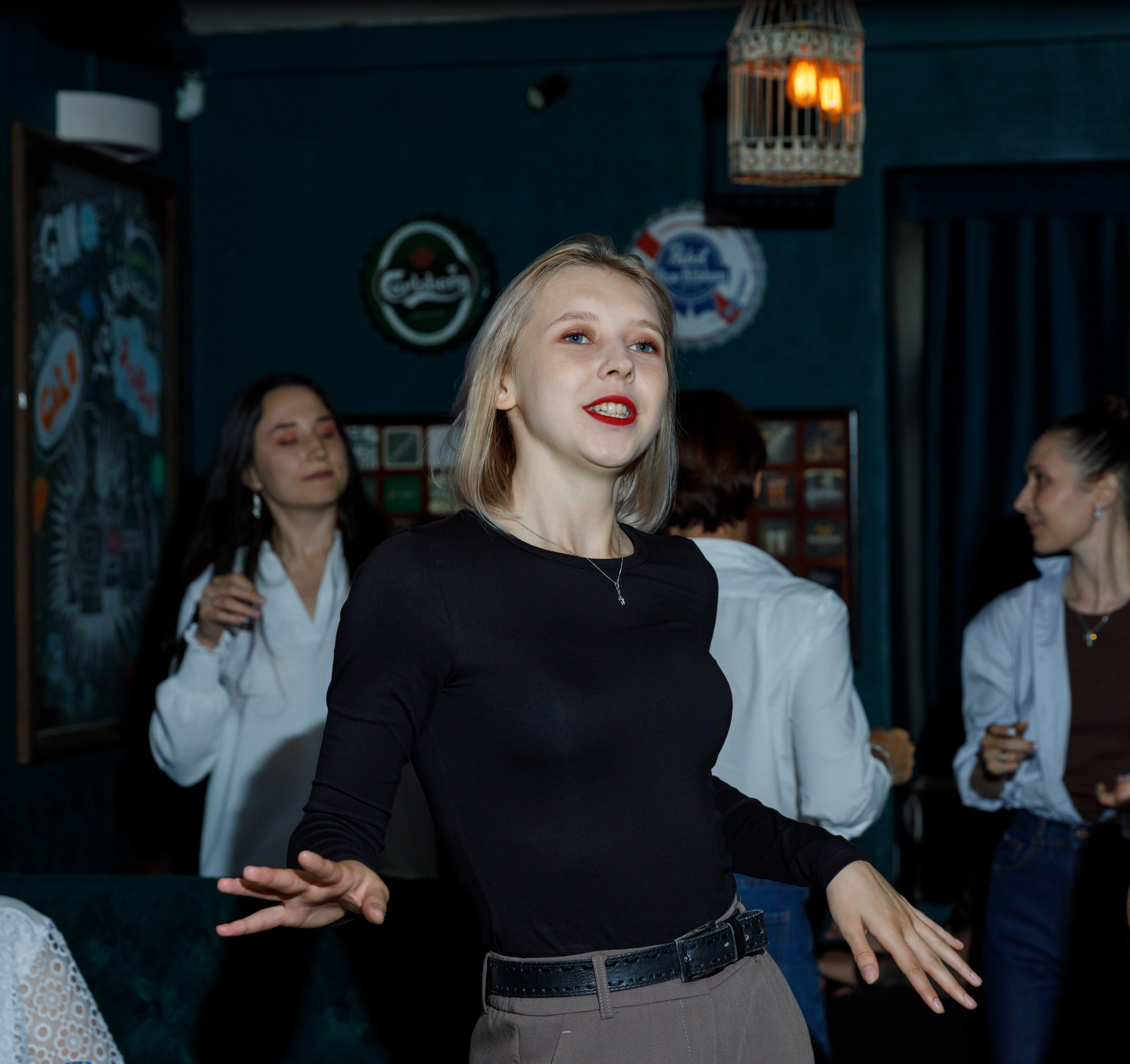 Концерт группы «Джентельмены удачи». Фотограф Анна Телекаева, выпускные альбомы, семейные и репортажные съемки в Омске