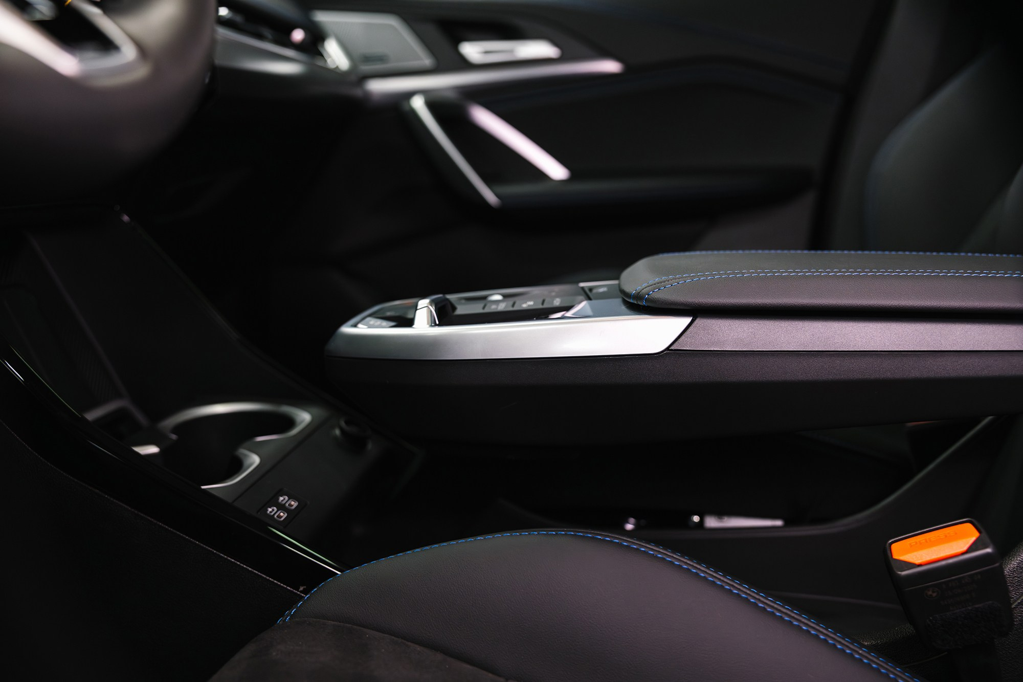 BMW X1 25Li. Новые автомобили