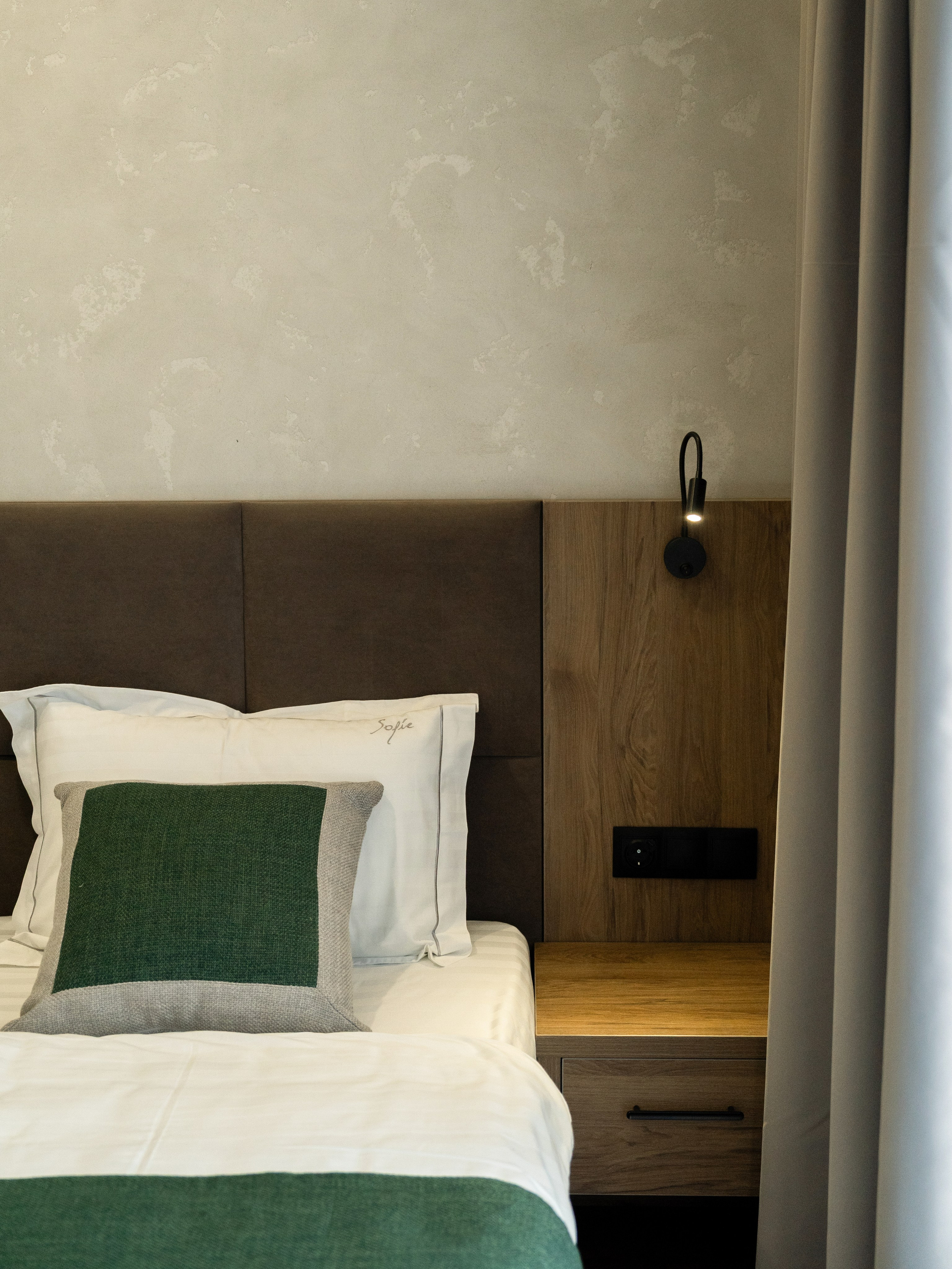 Sofia Shale. Фотограф и видеограф Елена Хмелевская