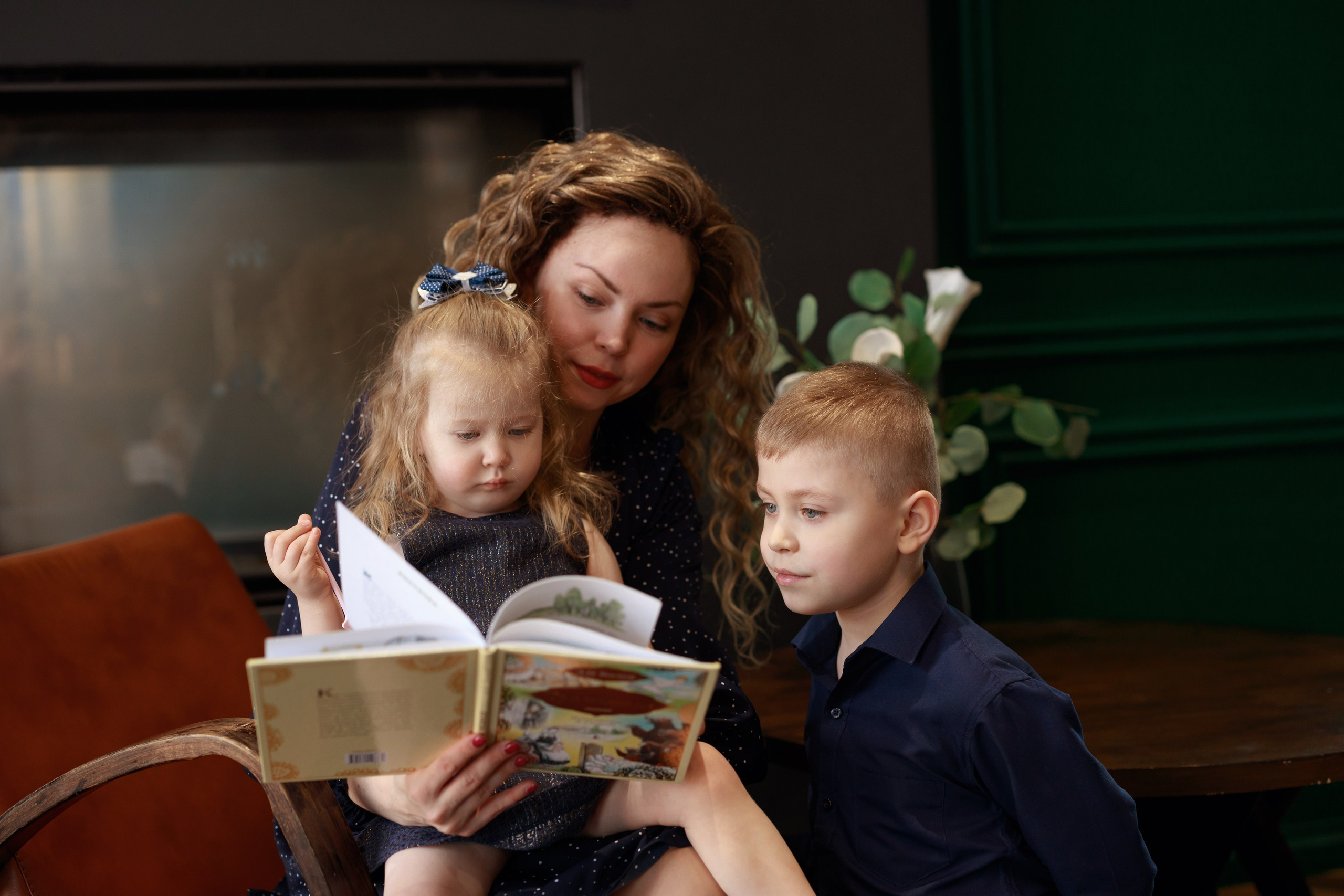 Семейная фотосессия в фотостудии Санкт-Петербург. Фотограф Санкт-Петербург Конюхова Мария