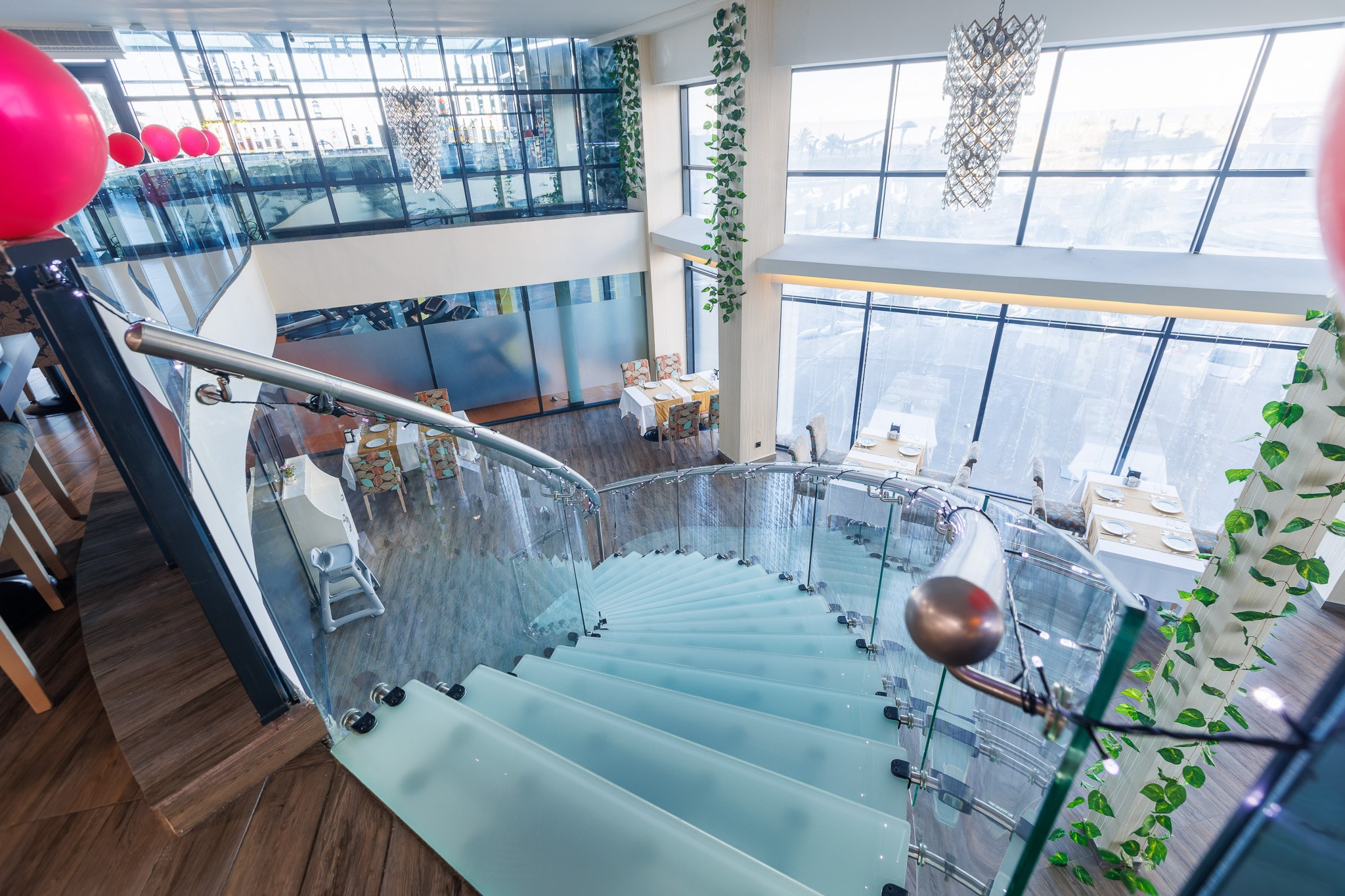 SKY TOWER (METRO CITY). Режиссёр, клипмейкер, фотограф — Андрей Охота