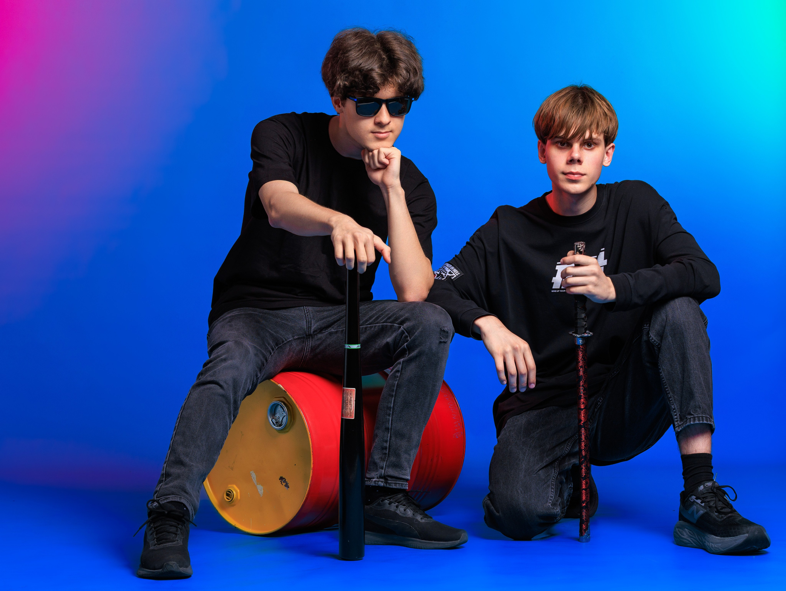 Смотреть фотки в фотостудии. Выпускные альбомы Геленджик, Новороссийск, Краснодар, Туапсе