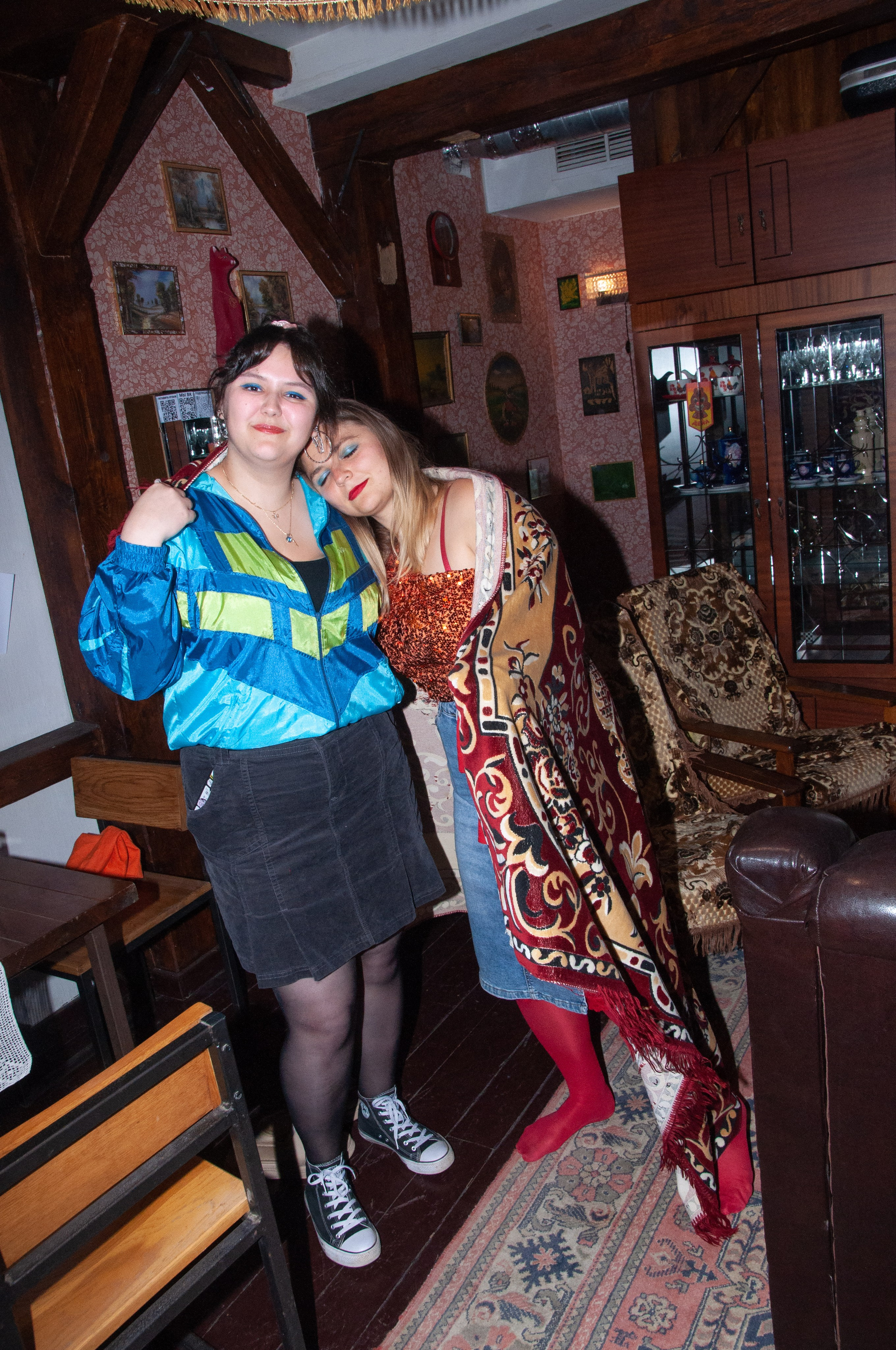 Вечеринка 90-тые. Фотограф Катя Щербина