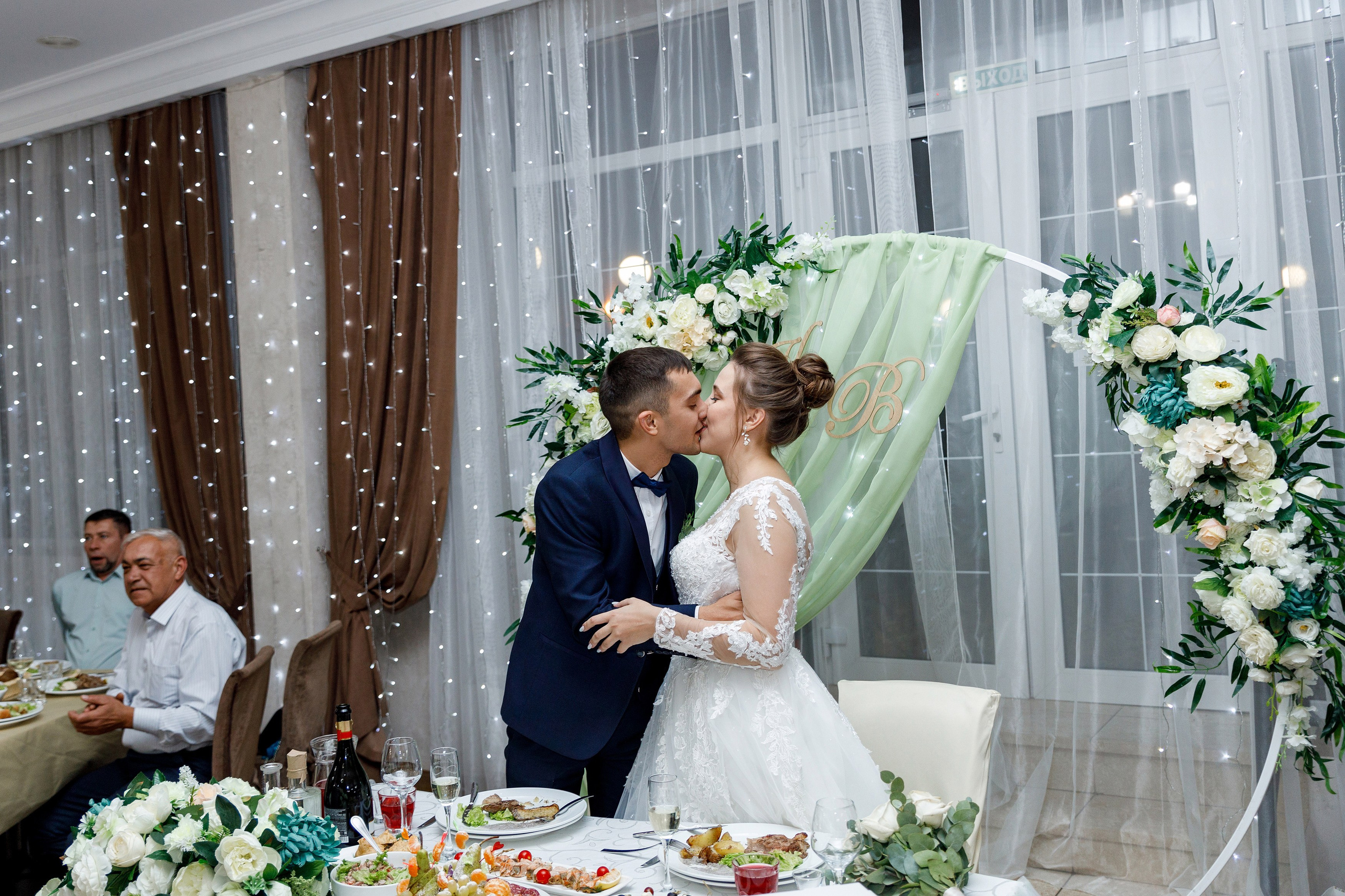 Кирилл и Валентина. Дорогой друг! Приветствую тебя на моем сайте!