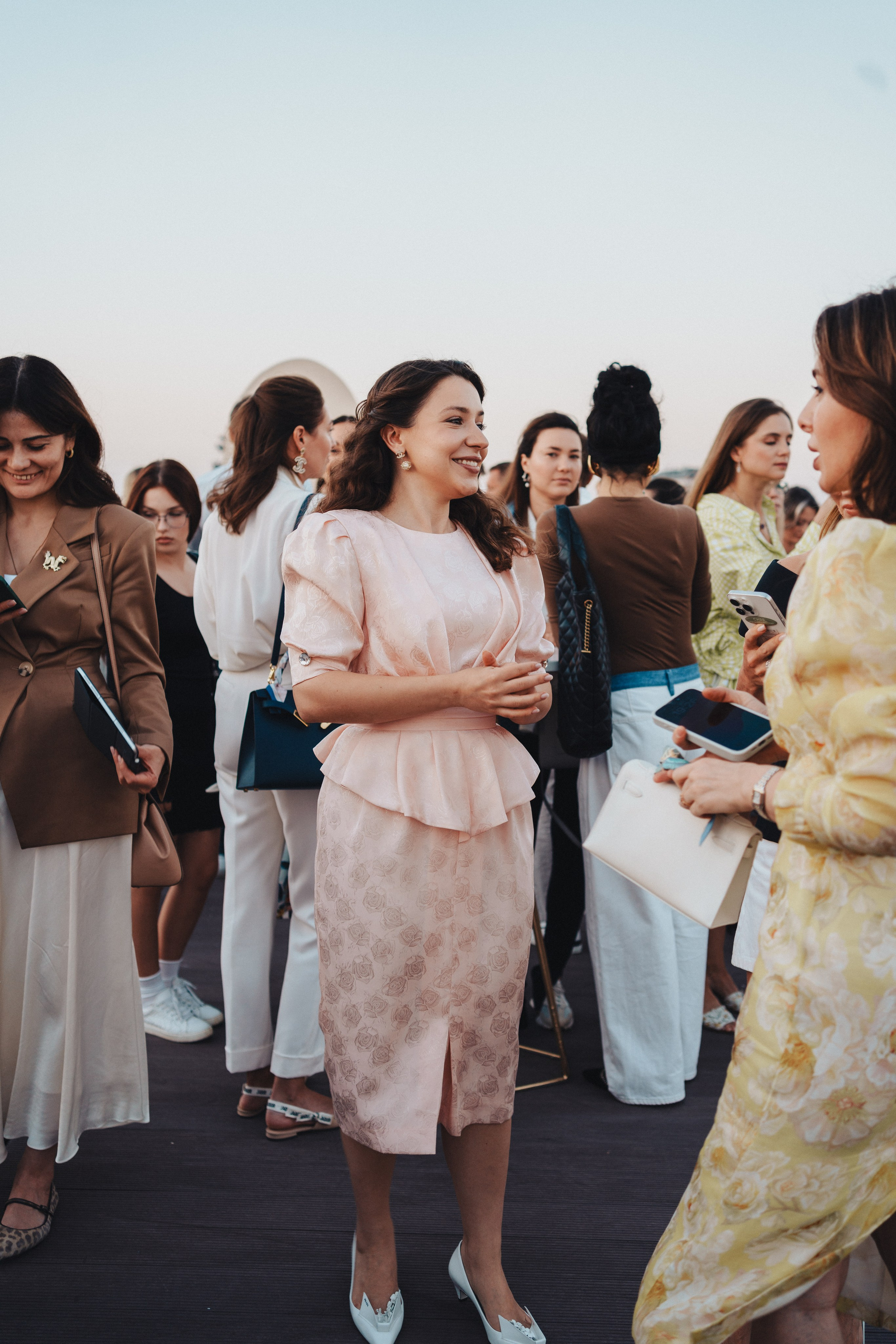 Выставка на крыше Парка Горького. Семейный и детский фотограф и видеограф в Москве, Серпухове и Тарусе Валерия Сорокина