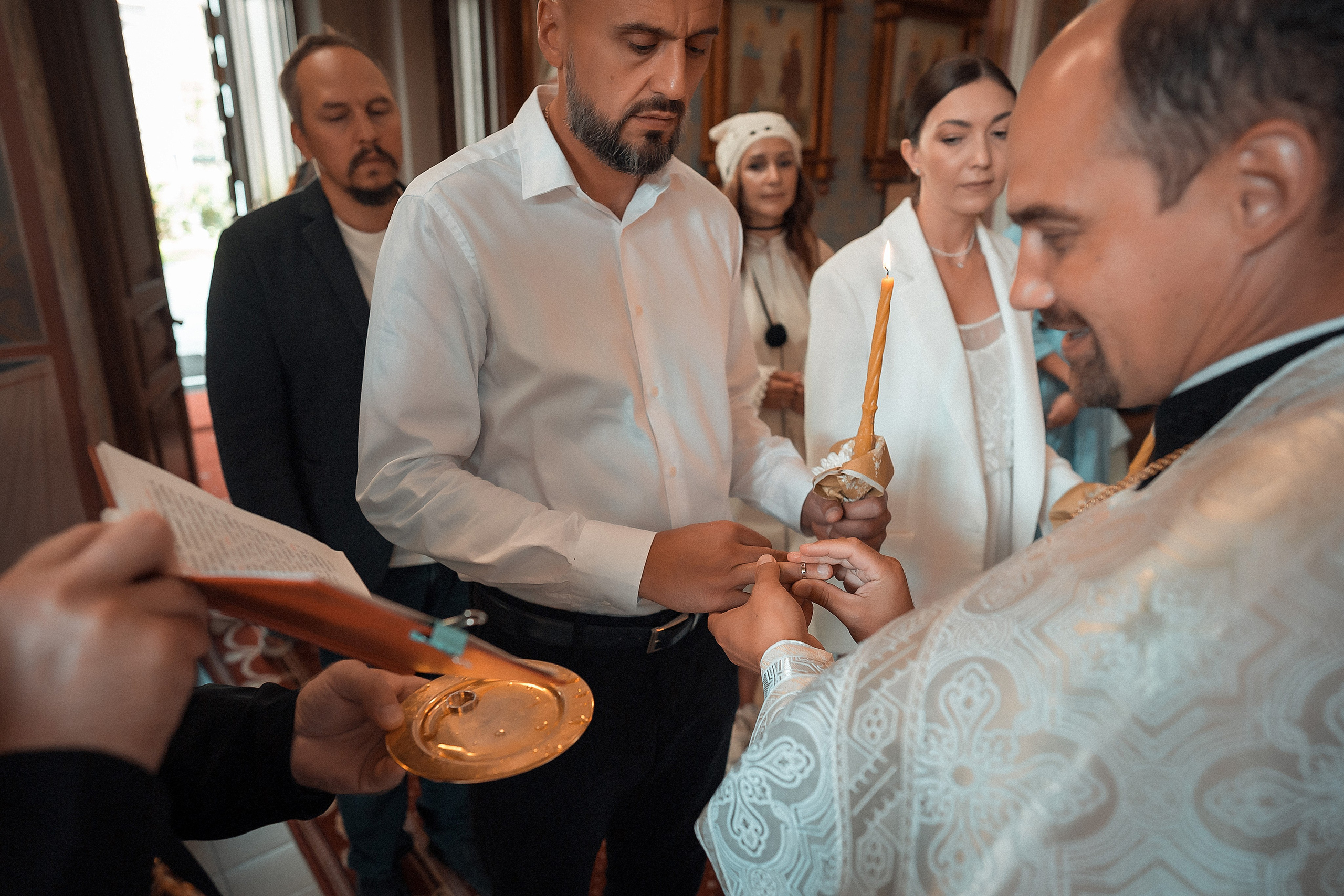 Венчание в Красноярске, фотограф на венчание в Красноярске. Фотограф на Крещение и Венчание в Красноярске Рамазанова Юлия