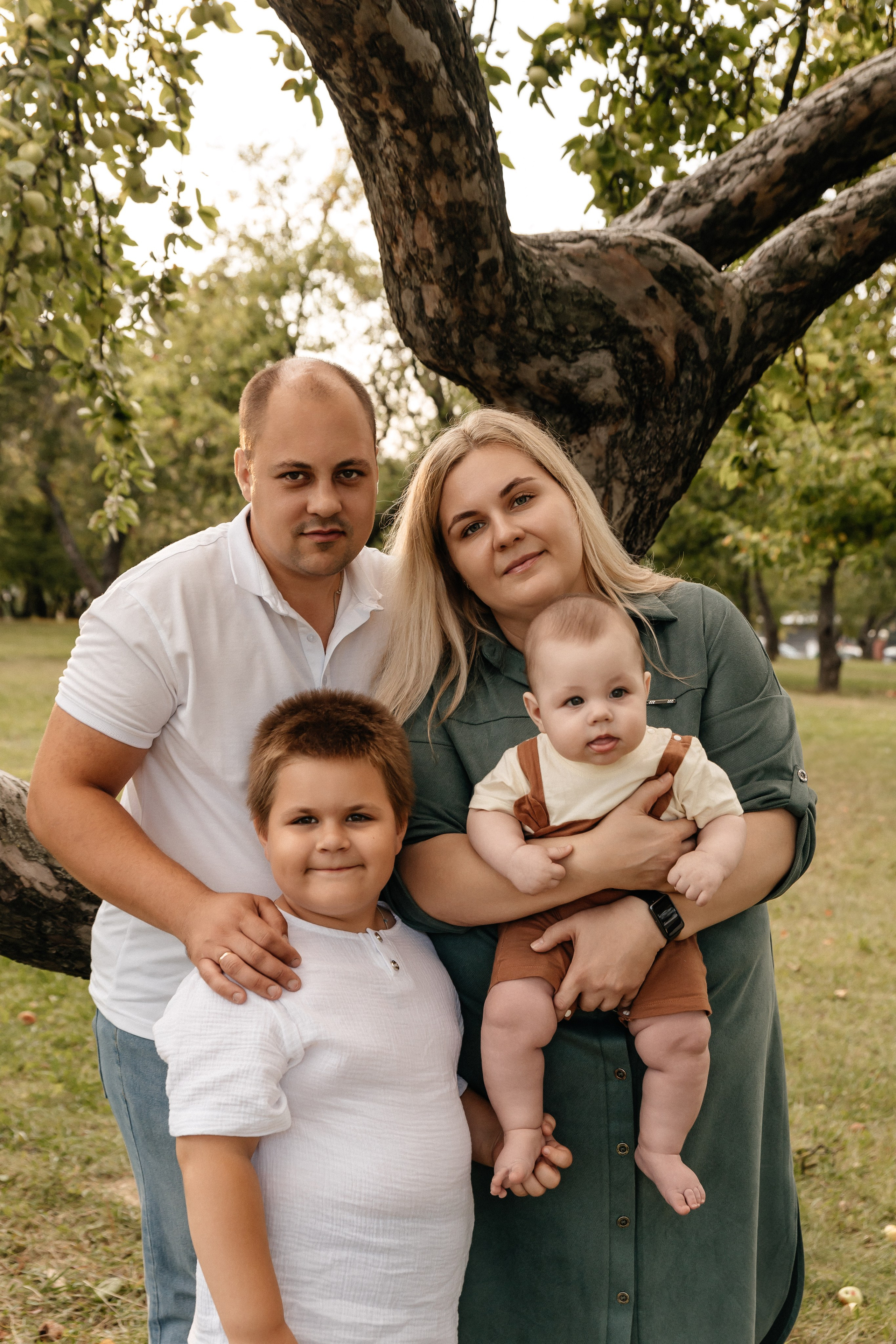 Ксения, Виталий, Артем и Максим. Семейный фотограф Минск Усова Ольга