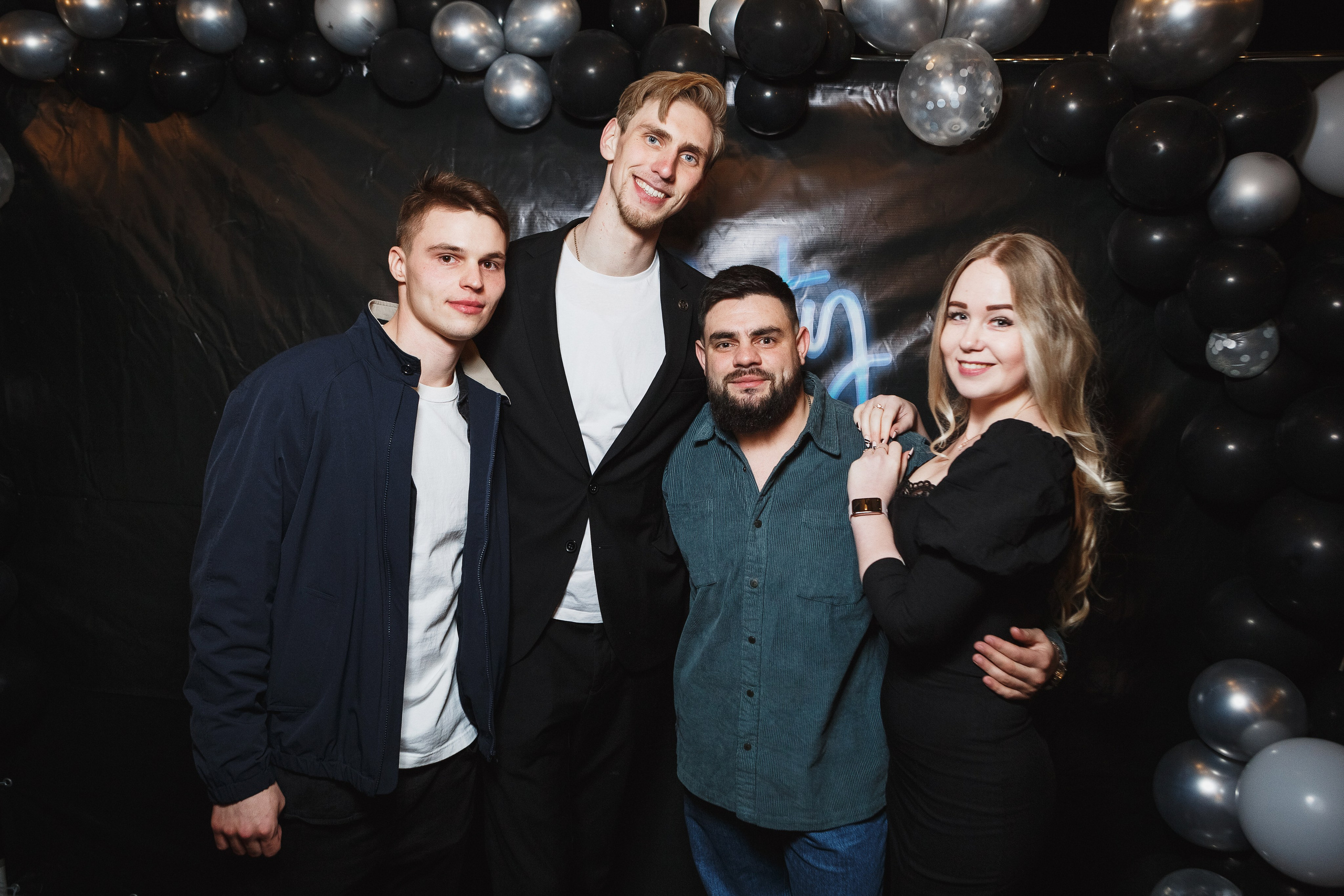 Фотографии Дня Рождения Антона в Коттедже Лакедемоновке, Таганрог. Свадебный и семейный фотограф в Таганроге Бакарюк Антон