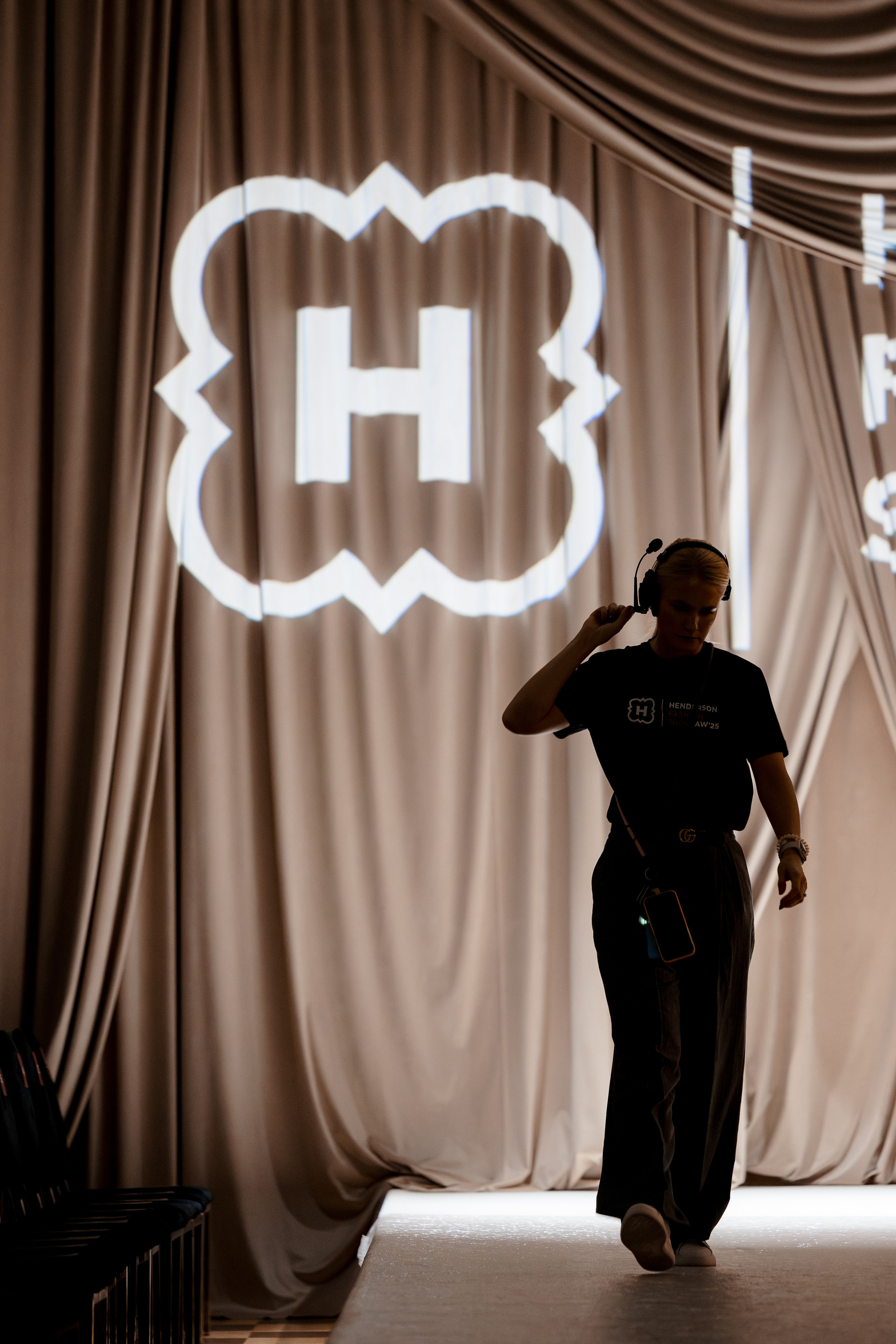 Henderson Fashion Show AW'25. Репортажный фотограф Семён Борисов | Москва