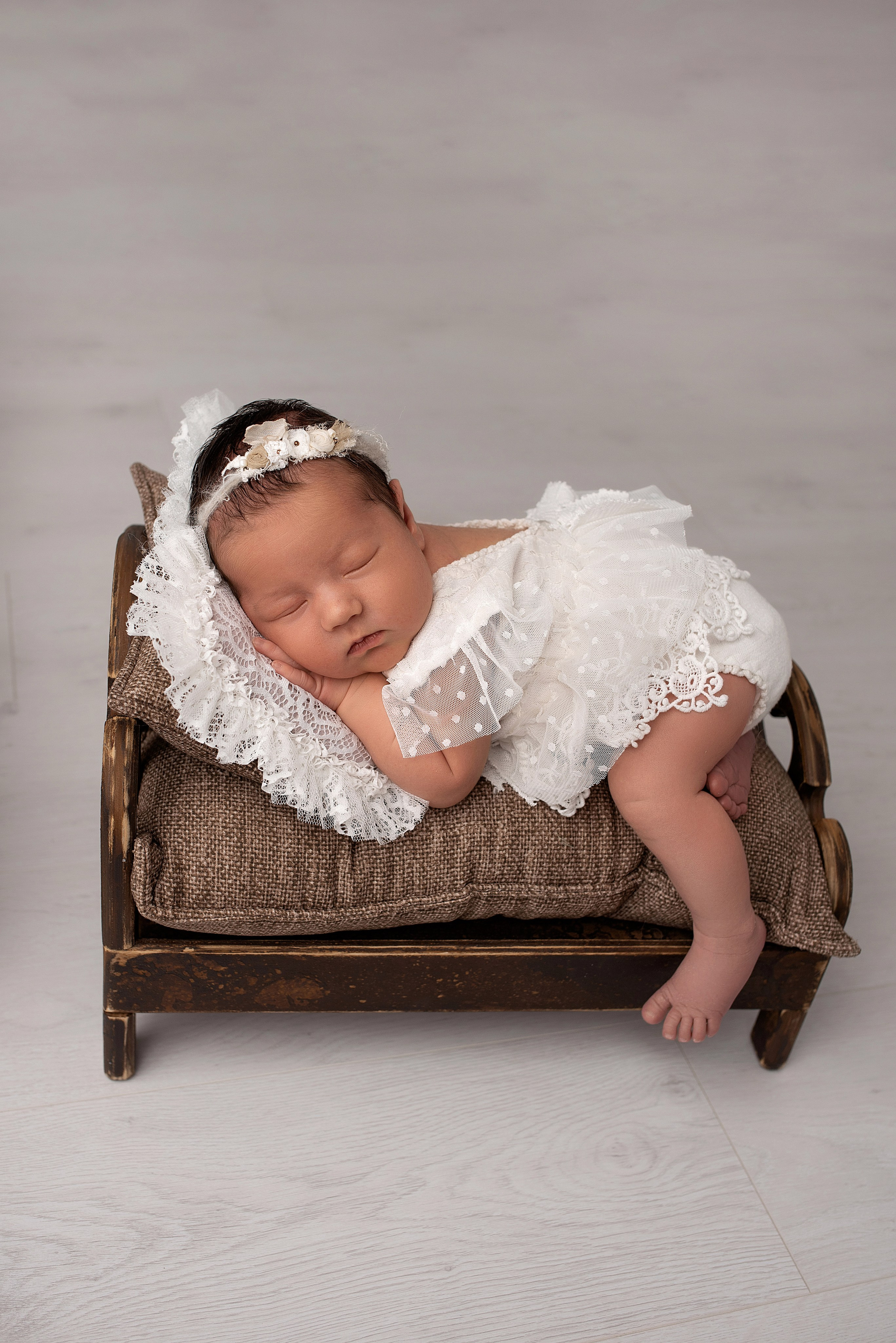 Новорождённые девочки. Детский фотограф новорождённых в Минске Боровик Екатерина