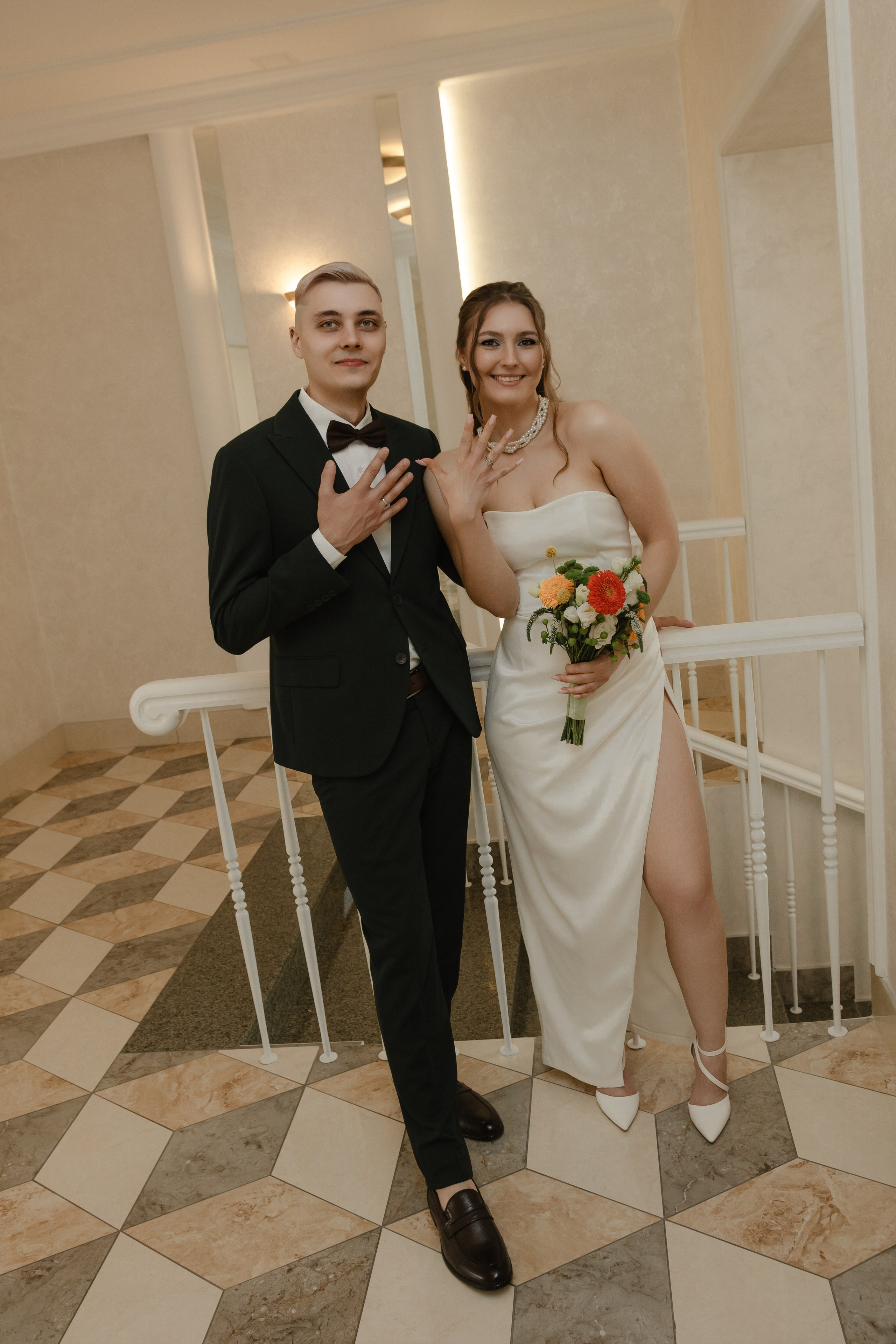 Екатерина и Семен Кинотеатр Победа, Институт на Фрунзе, ЗАГС Центральный. Фотограф Новосибирск