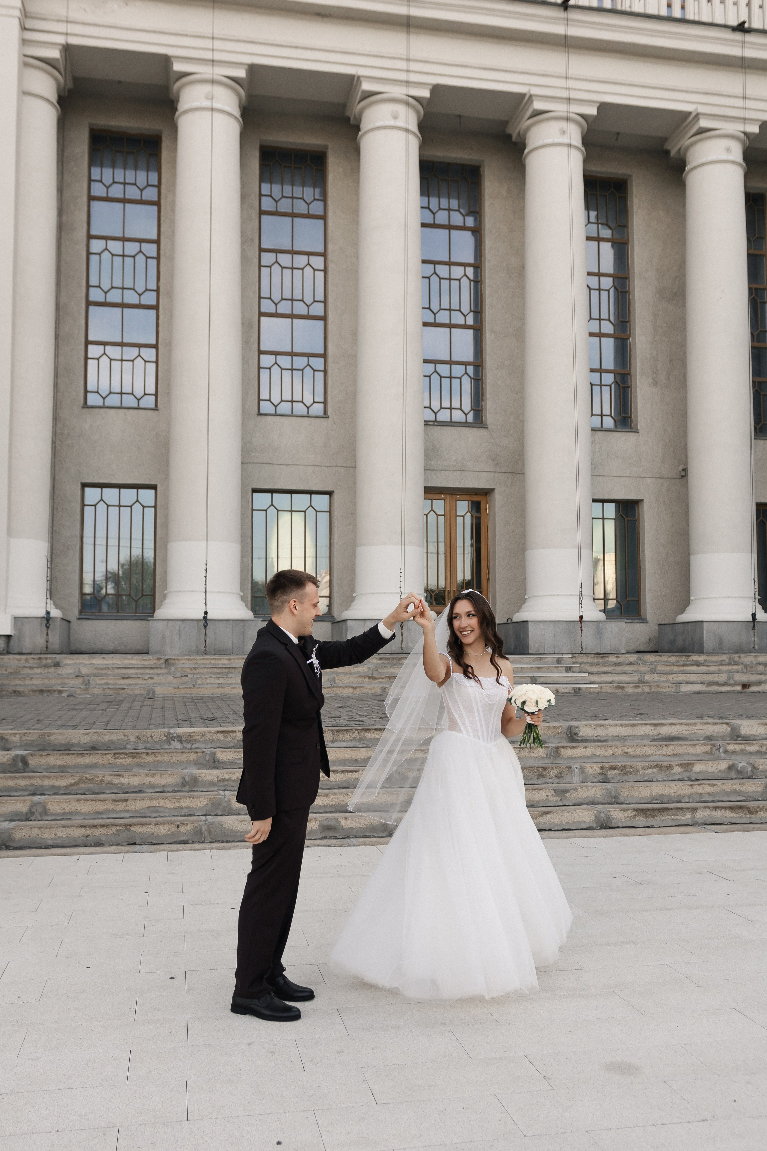 Виолетта и Максим ЗАГС Центральный, НОВАТ, Арена Сибирь, Набережная. Фотограф Новосибирск