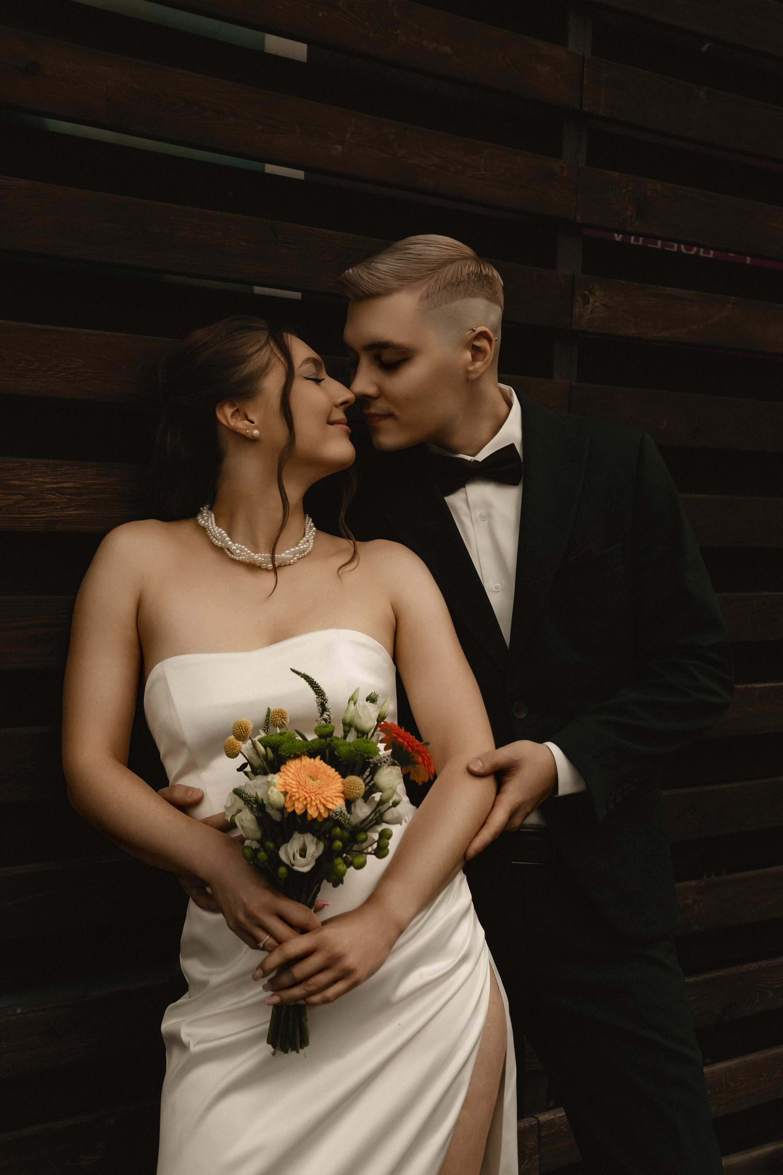 Екатерина и Семен Кинотеатр Победа, Институт на Фрунзе, ЗАГС Центральный. Фотограф Новосибирск