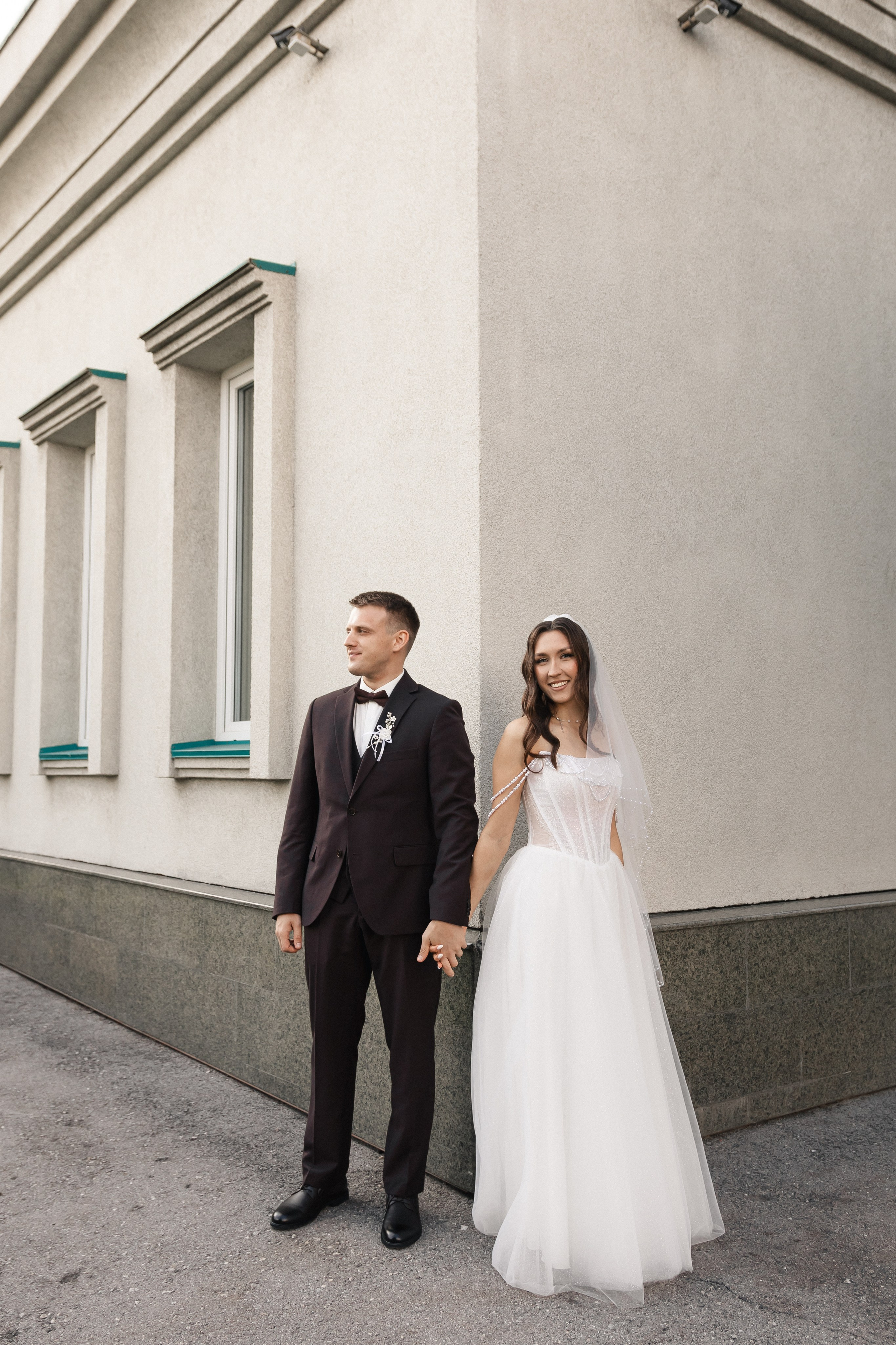 Виолетта и Максим ЗАГС Центральный, НОВАТ, Арена Сибирь, Набережная. Фотограф Новосибирск