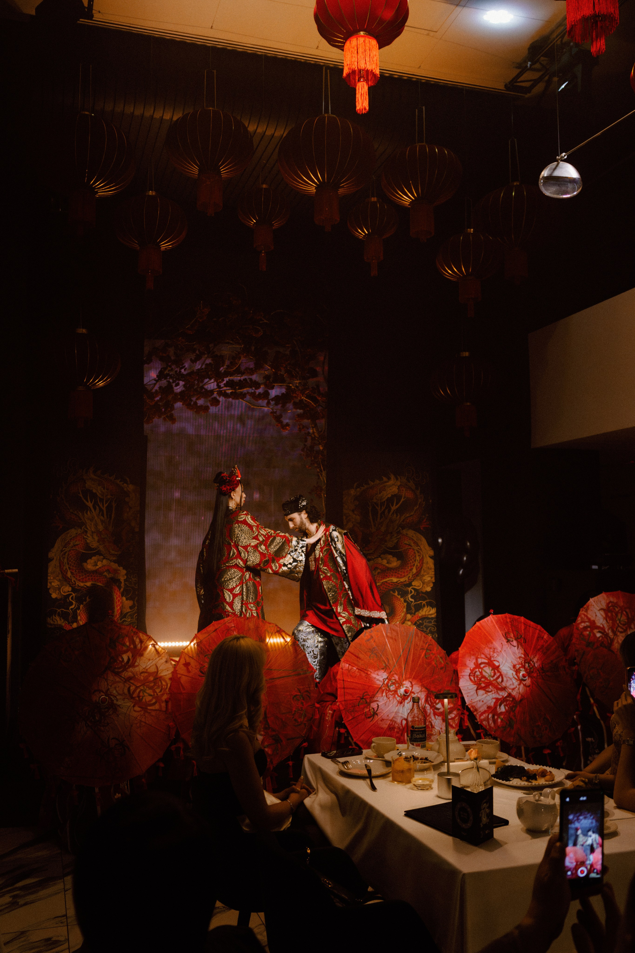 8 марта (воскресенье). BENUAR Restaurant