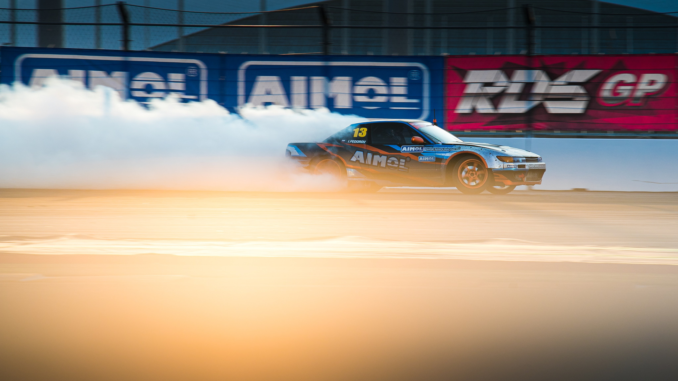 Спорт. Tony Mikhailov