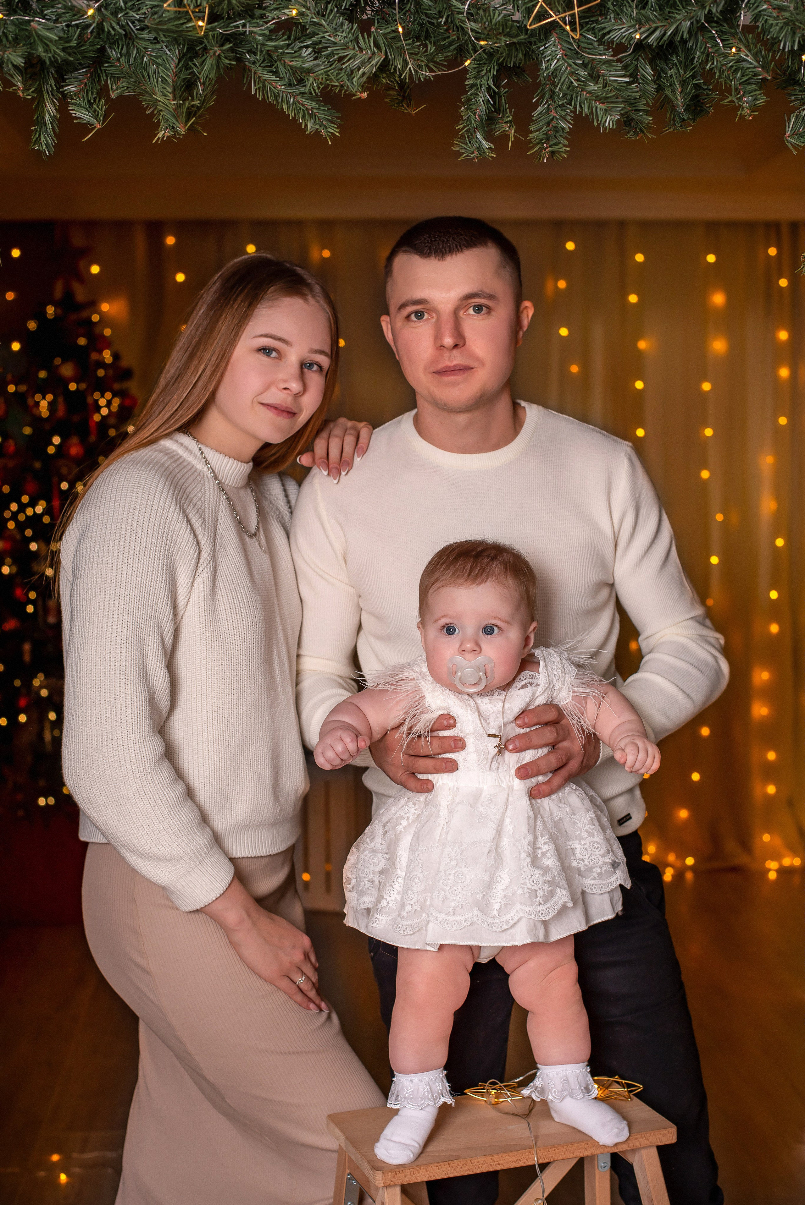 Новый год 2024 — Дарья, Юра и Алисочка. Семейный и детский фотограф Наталья Горда