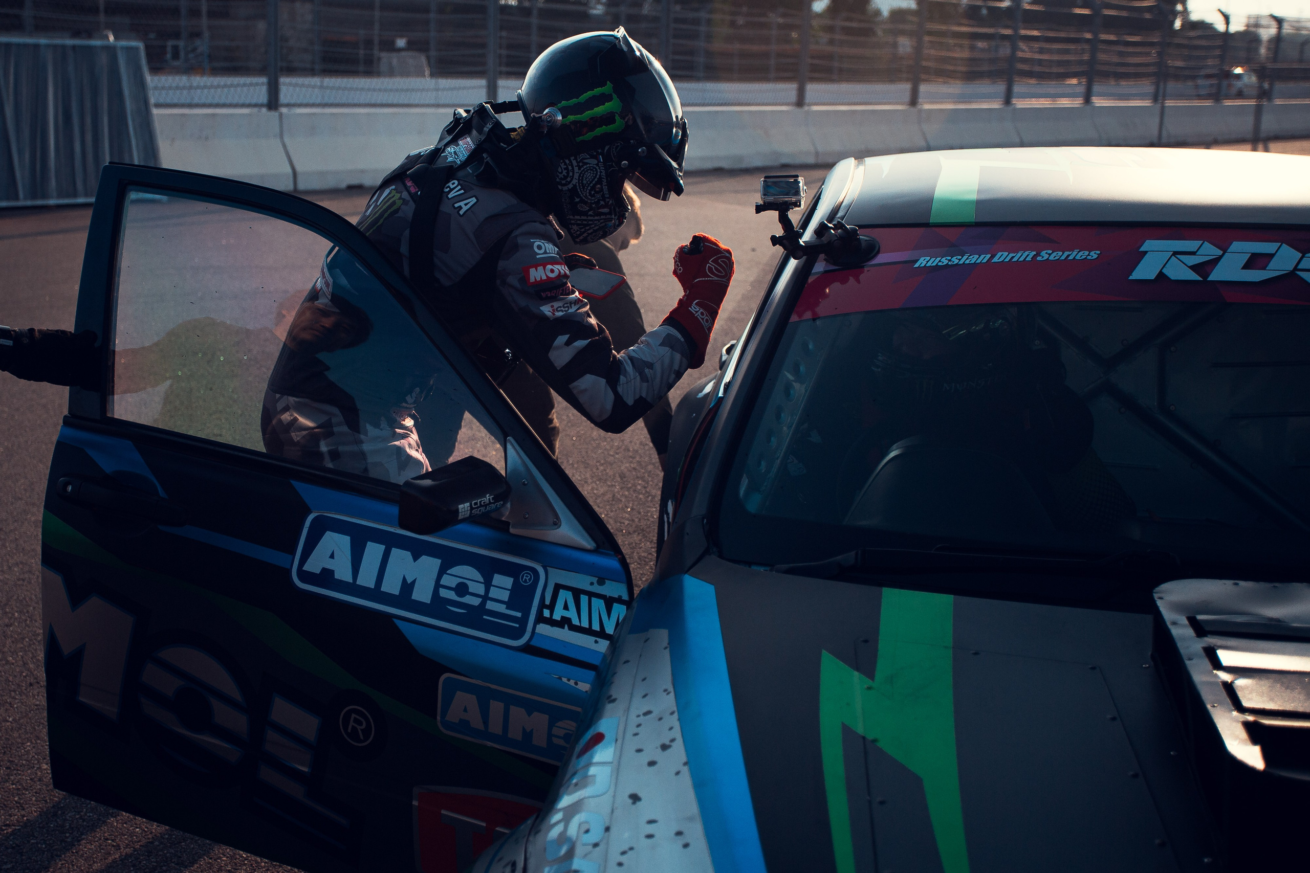 Спорт. Tony Mikhailov