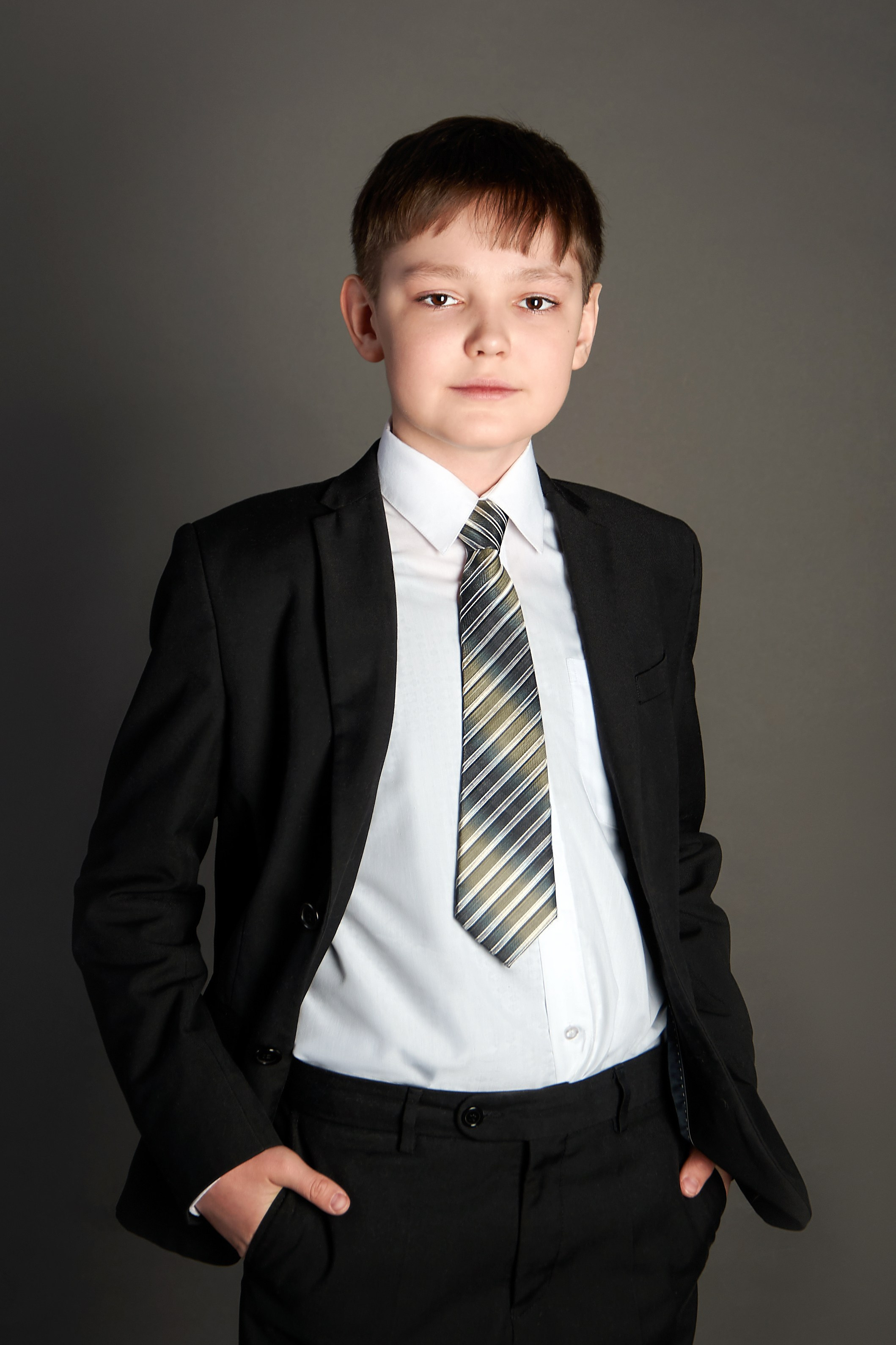 Портретная съемка в альбом. Лицей, 4-й класс. Ольга Чёкотова (Фотограф Кострома)