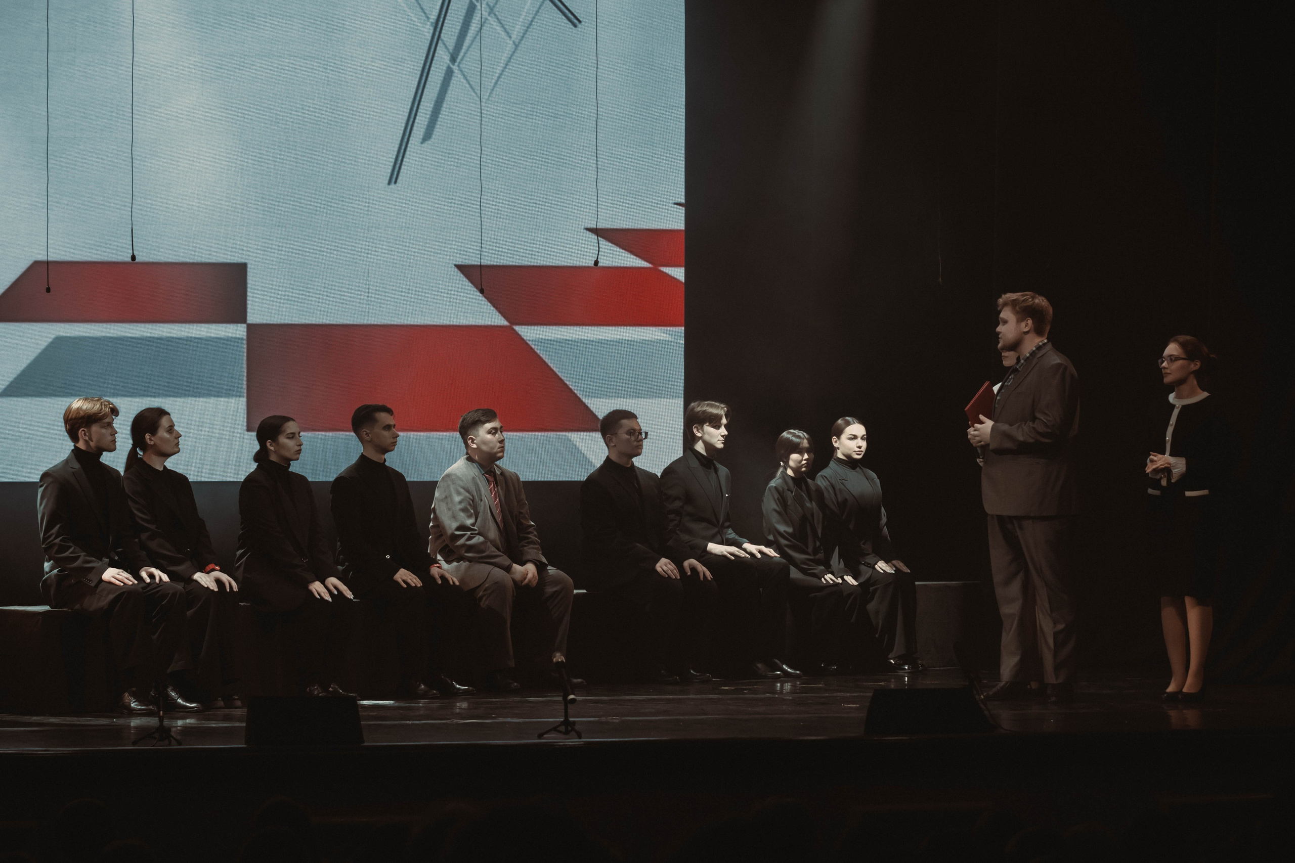 СПЕКТАКЛЬ. |ПОДТВЕРДИТЕ, ЧТО ВЫ ЧЕЛОВЕК. Фотограф в Екатеринбурге Ирада Баянгулова