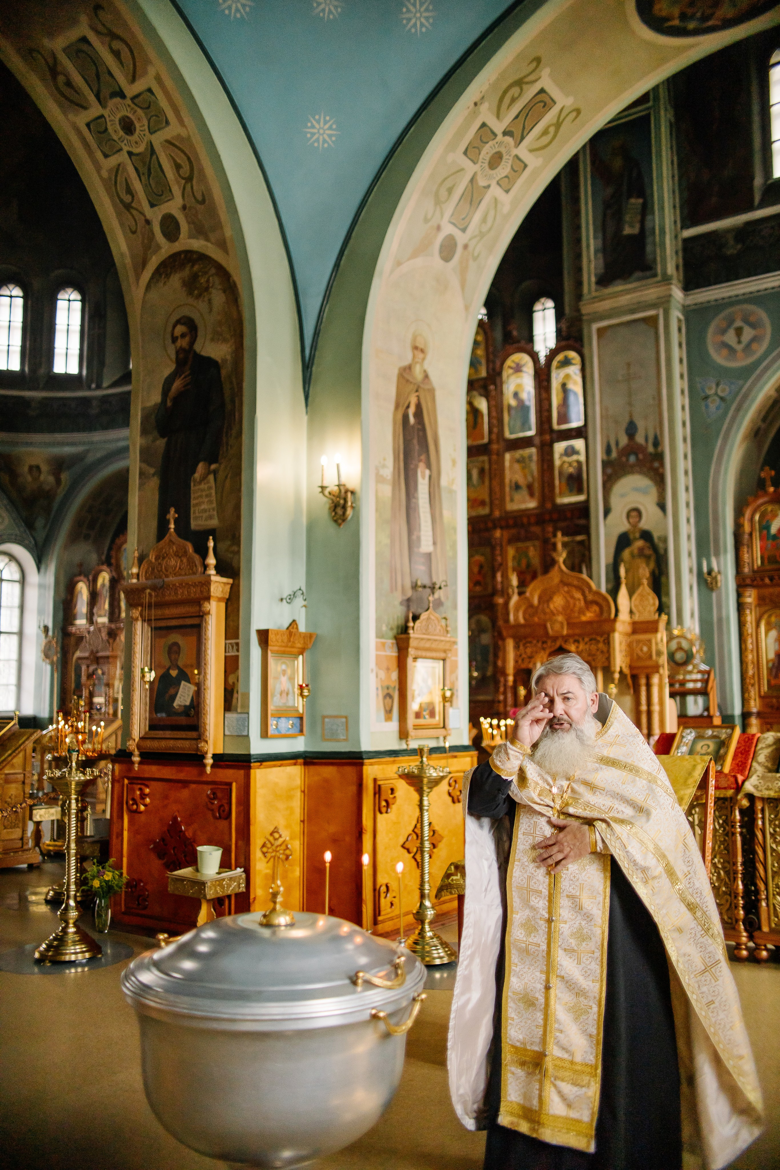 Тимофей (Красная Церковь у цирка). Семейный и детский фотограф в Челябинске Елена Вышегородцева