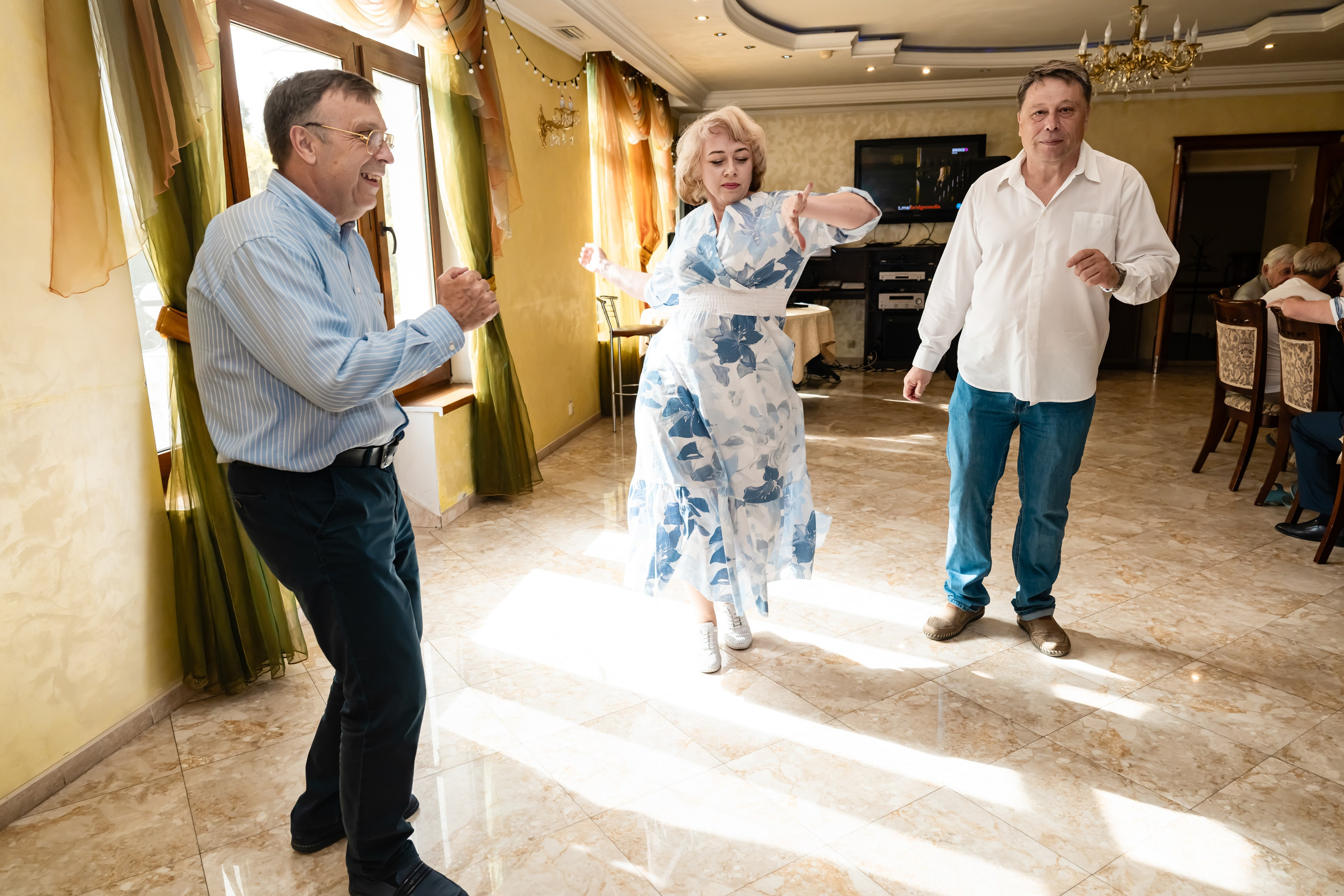 Юбилеи и Корпоративы. Студийный и свадебный фотограф и видеограф в Севастополе — Юлия Макаренко