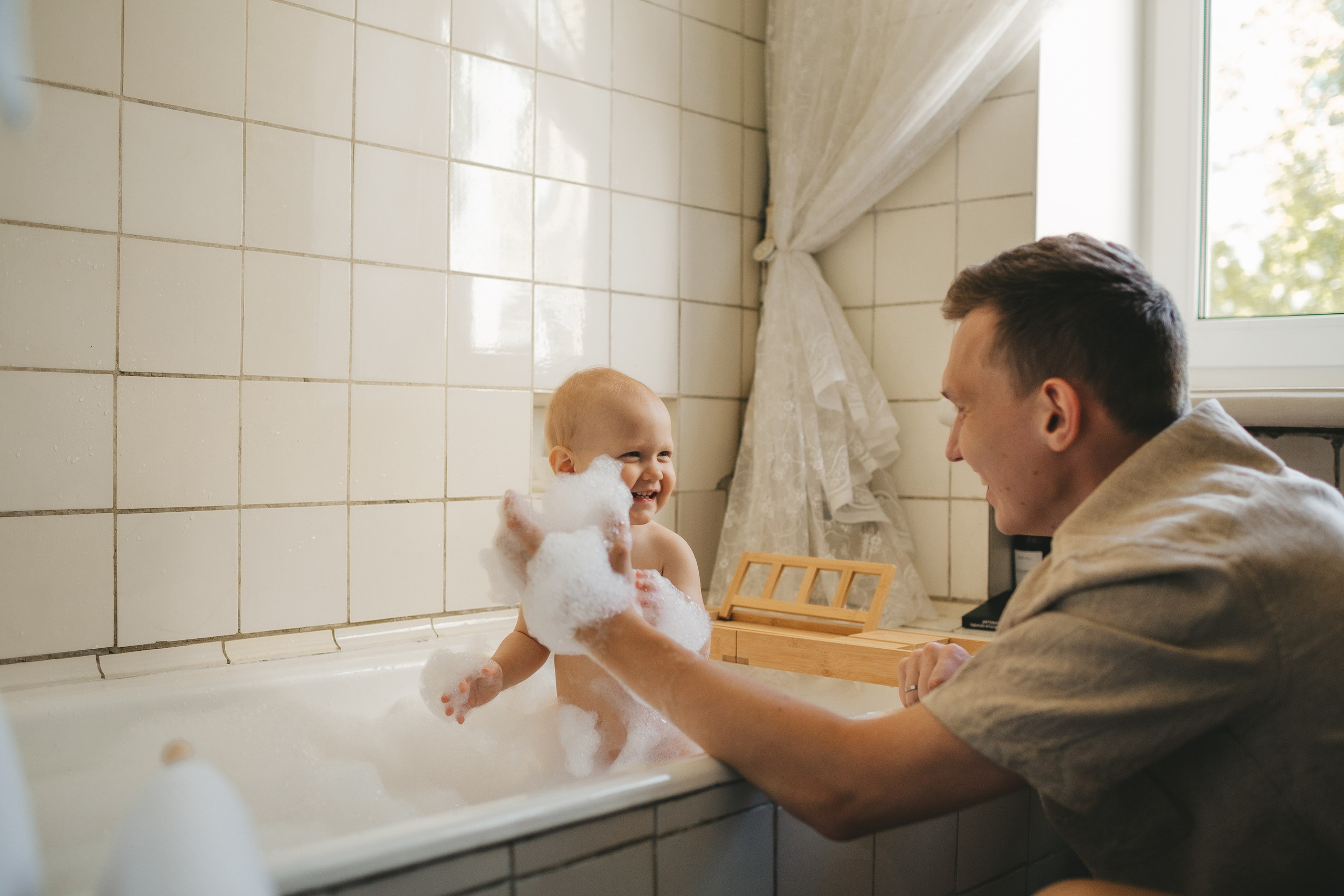 Стас, Даша и Ева (купание в ванной). Семейный и детский фотограф и видеограф в Москве, Дрокина Наталья