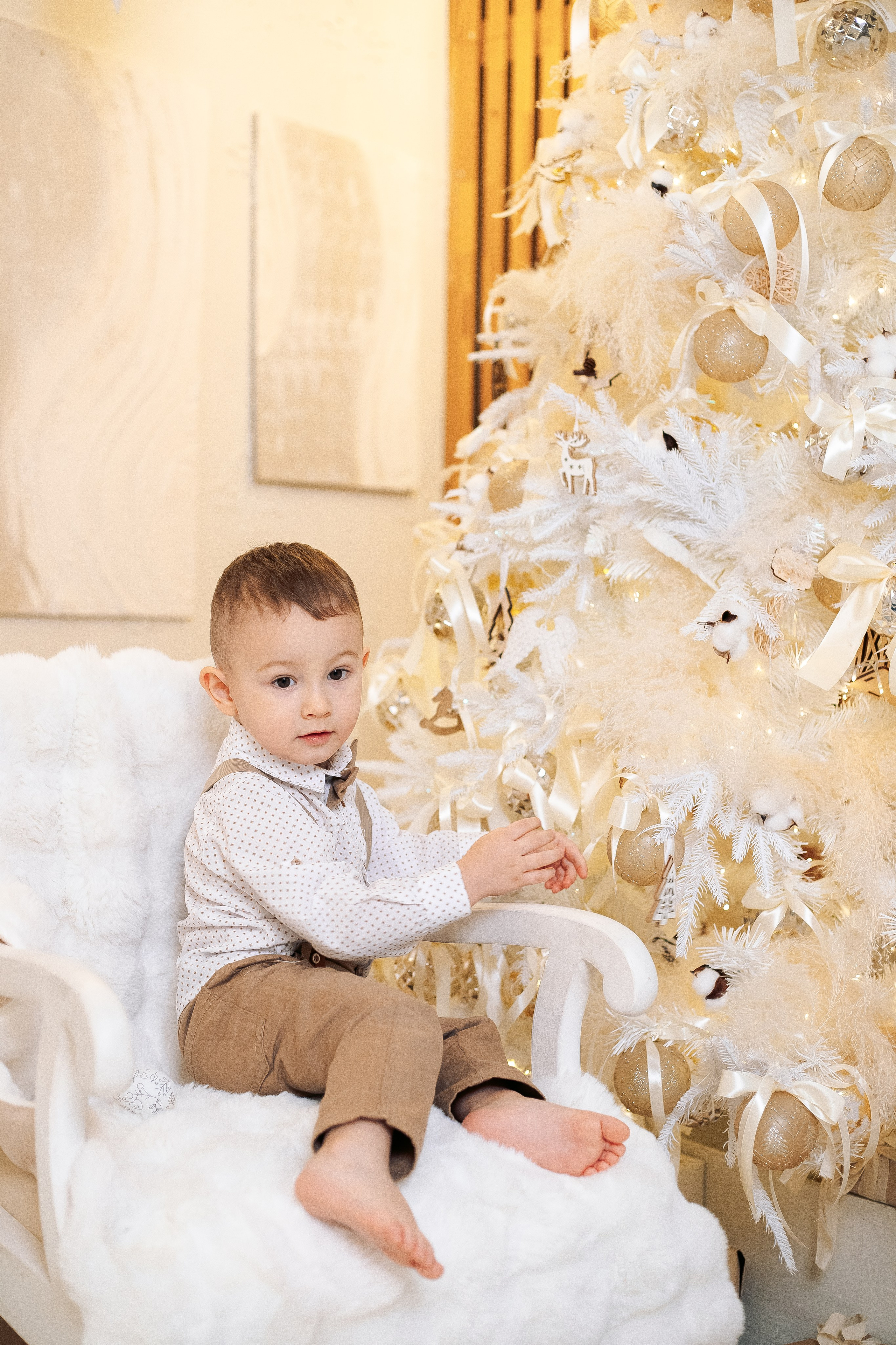 Семейная новогодняя фотосессия 2024-2025 в фотостудии. Фотограф в Санкт-Петербурге, Анна Скворцова