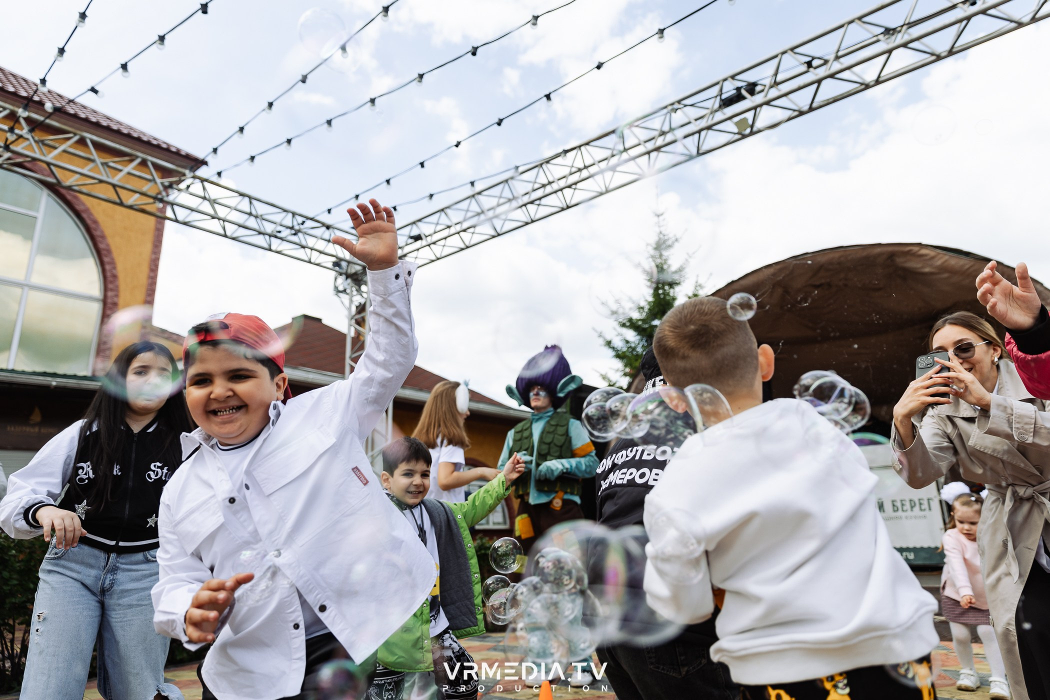 День защиты детей в ресторане «Лазурный берег»