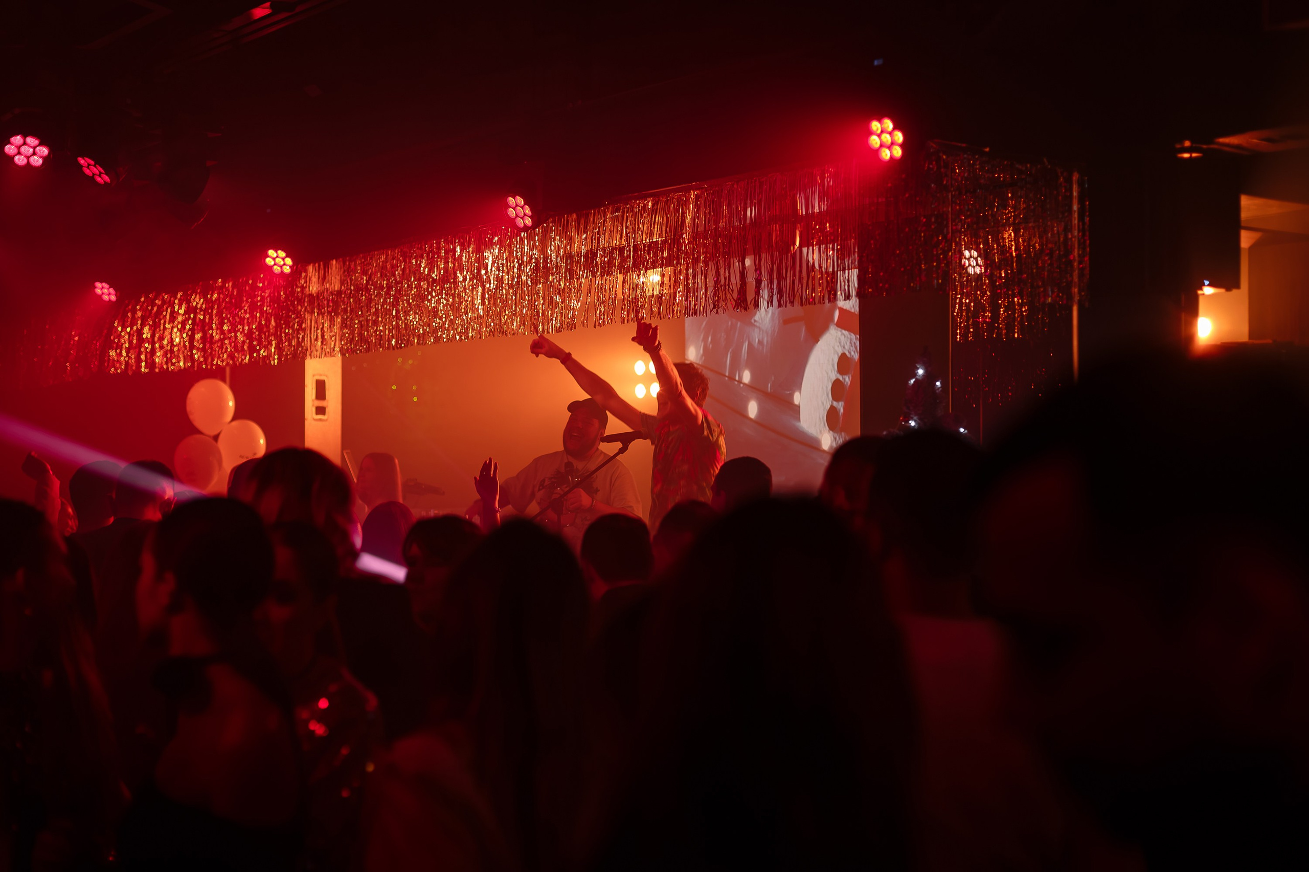 Новогодняя ночь_Santa Barbara_Симферополь_31.12.2024. Аминов Руслан | Фотограф