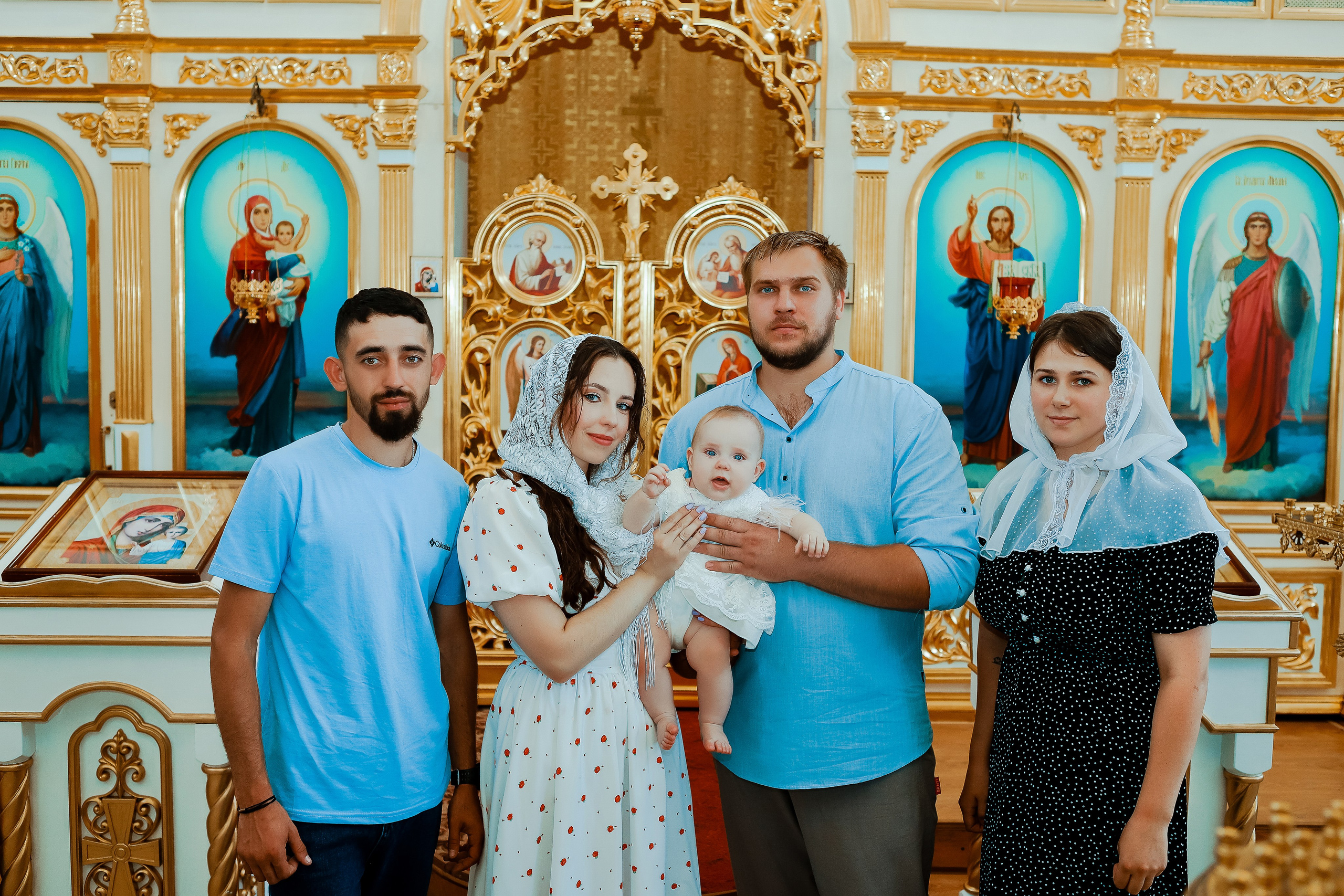 Таинство Крещения Отца и Дочери. Свадебный фотограф Евгения Фролова г. Каменск-Шахтинский, Донецк, Ростов