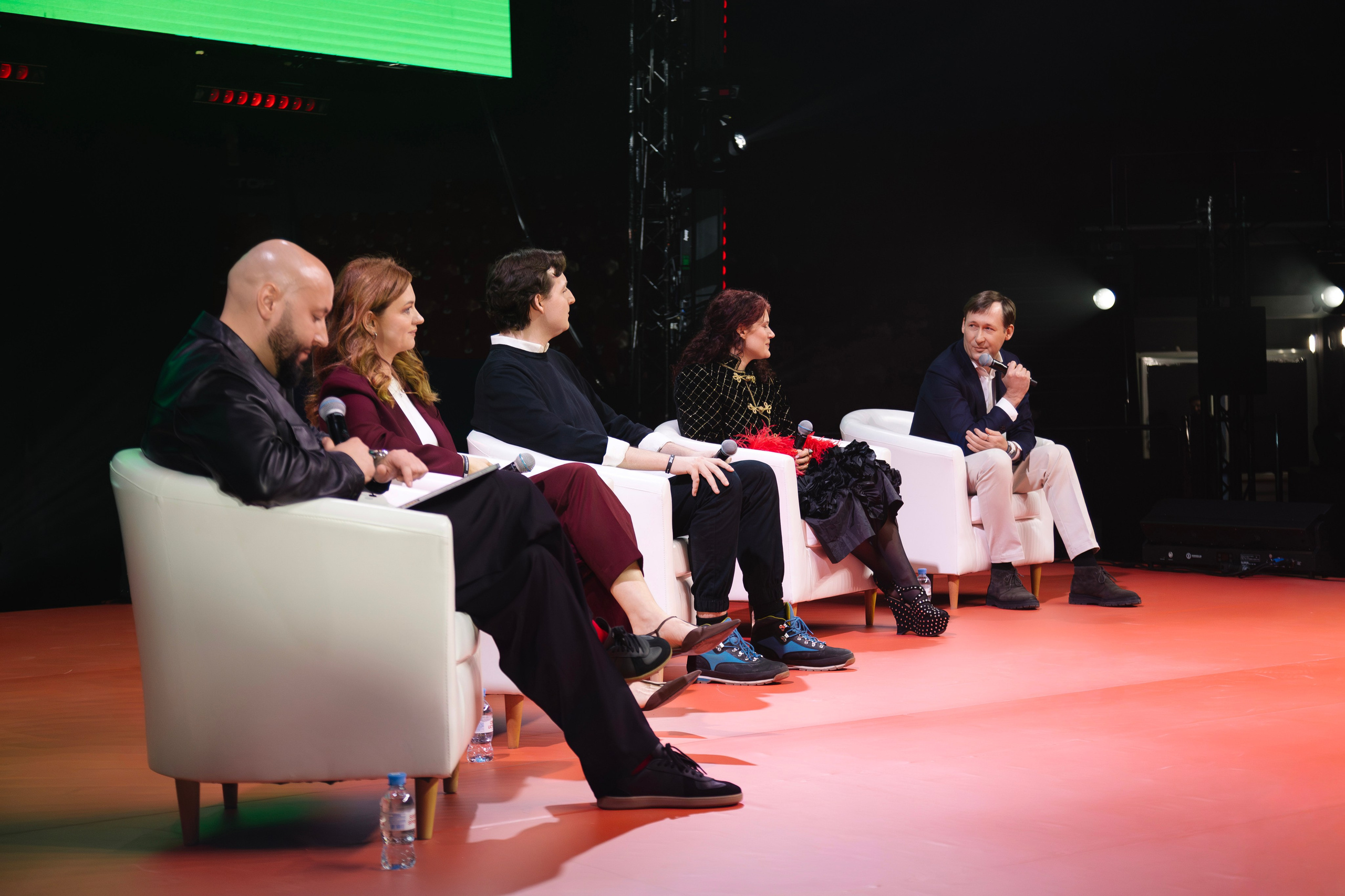 Альфа Конфа 2026. Артур Иликчян — Wedding & Event фотограф в Краснодаре