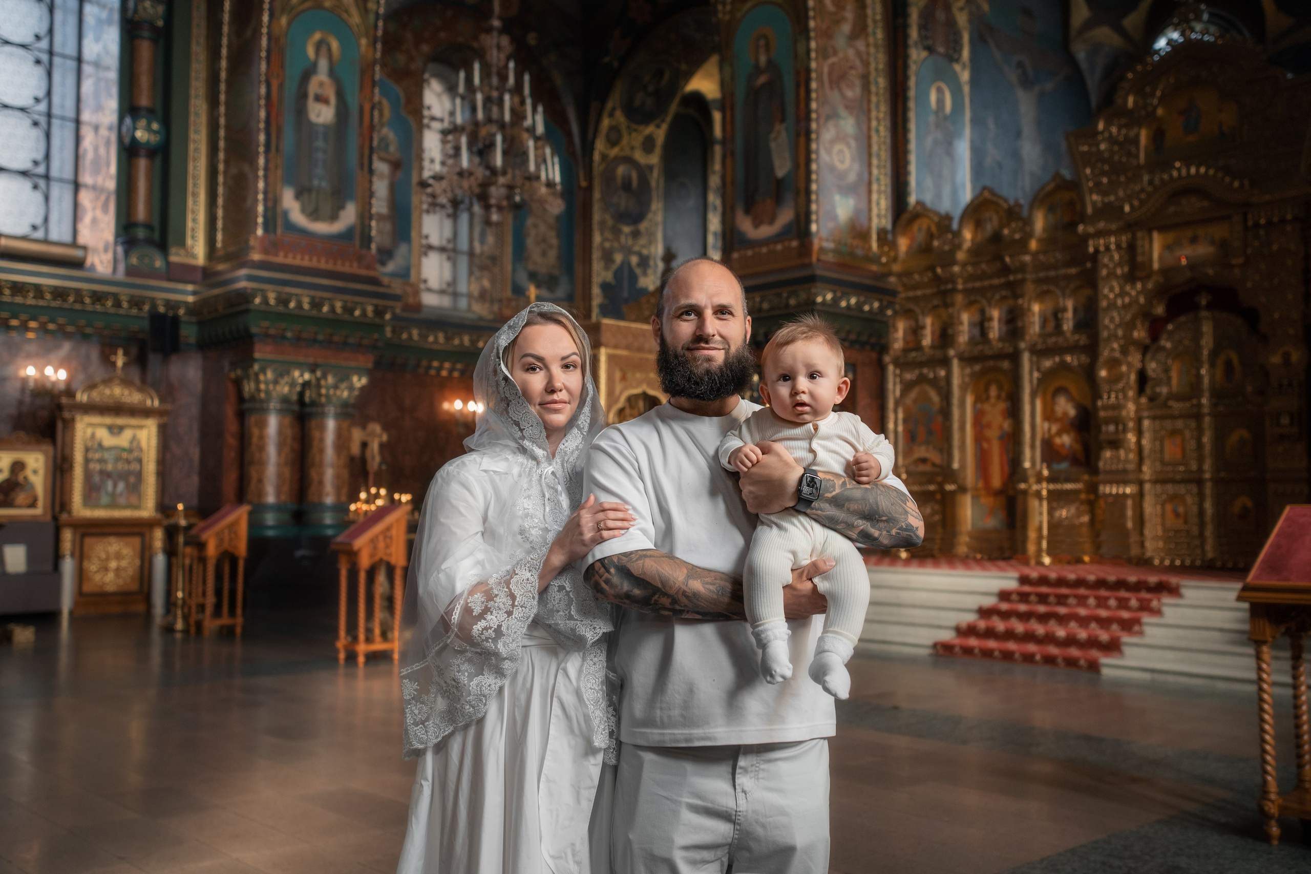 Крещение в Успенском храме. Фотограф на крещение и венчание, семейный фотограф в Санкт-Петербурге
