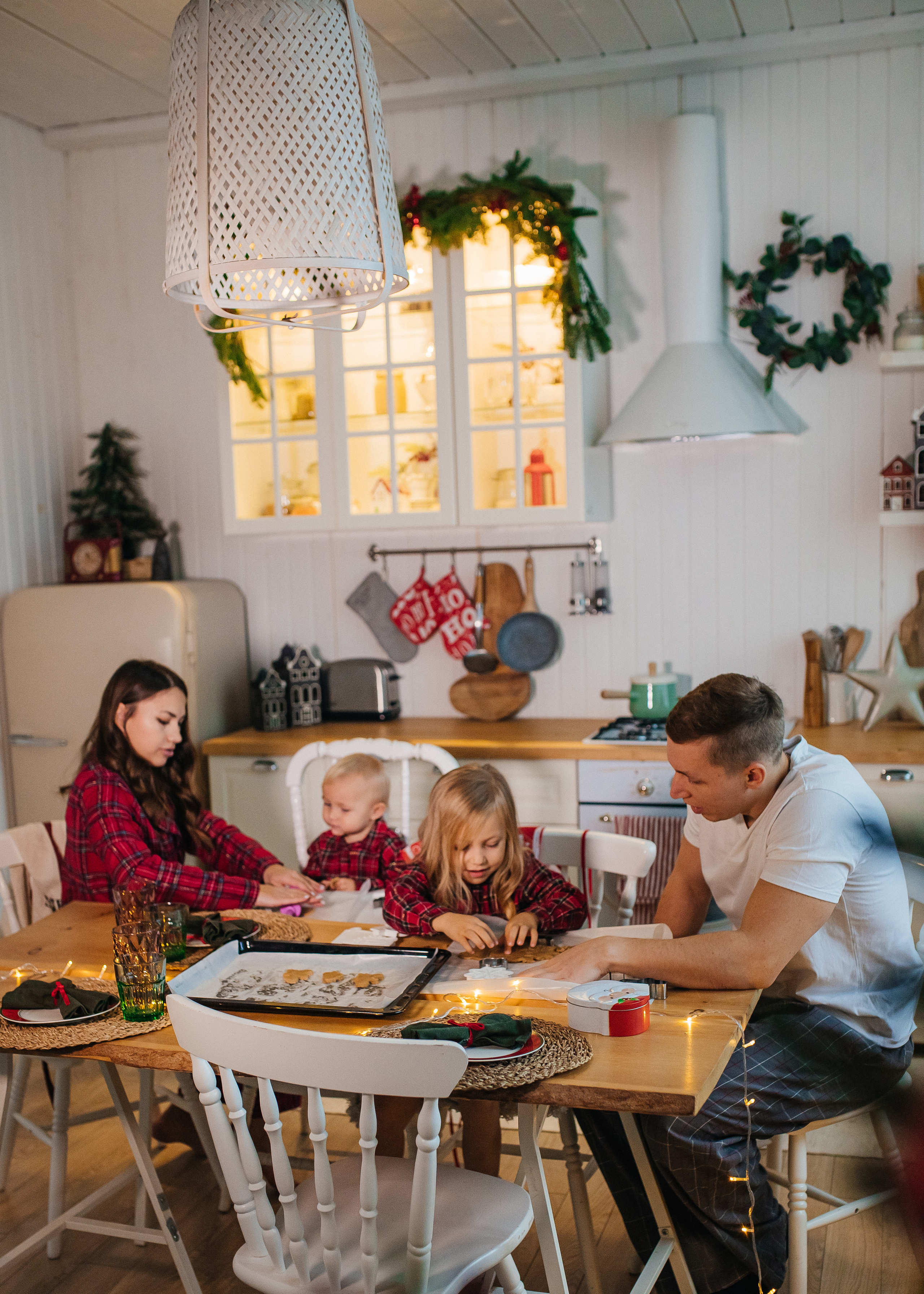 Катя, Илья, Стеша и Есения. Свадебный и семейный фотограф Мария Князева в Санкт-Петербурге