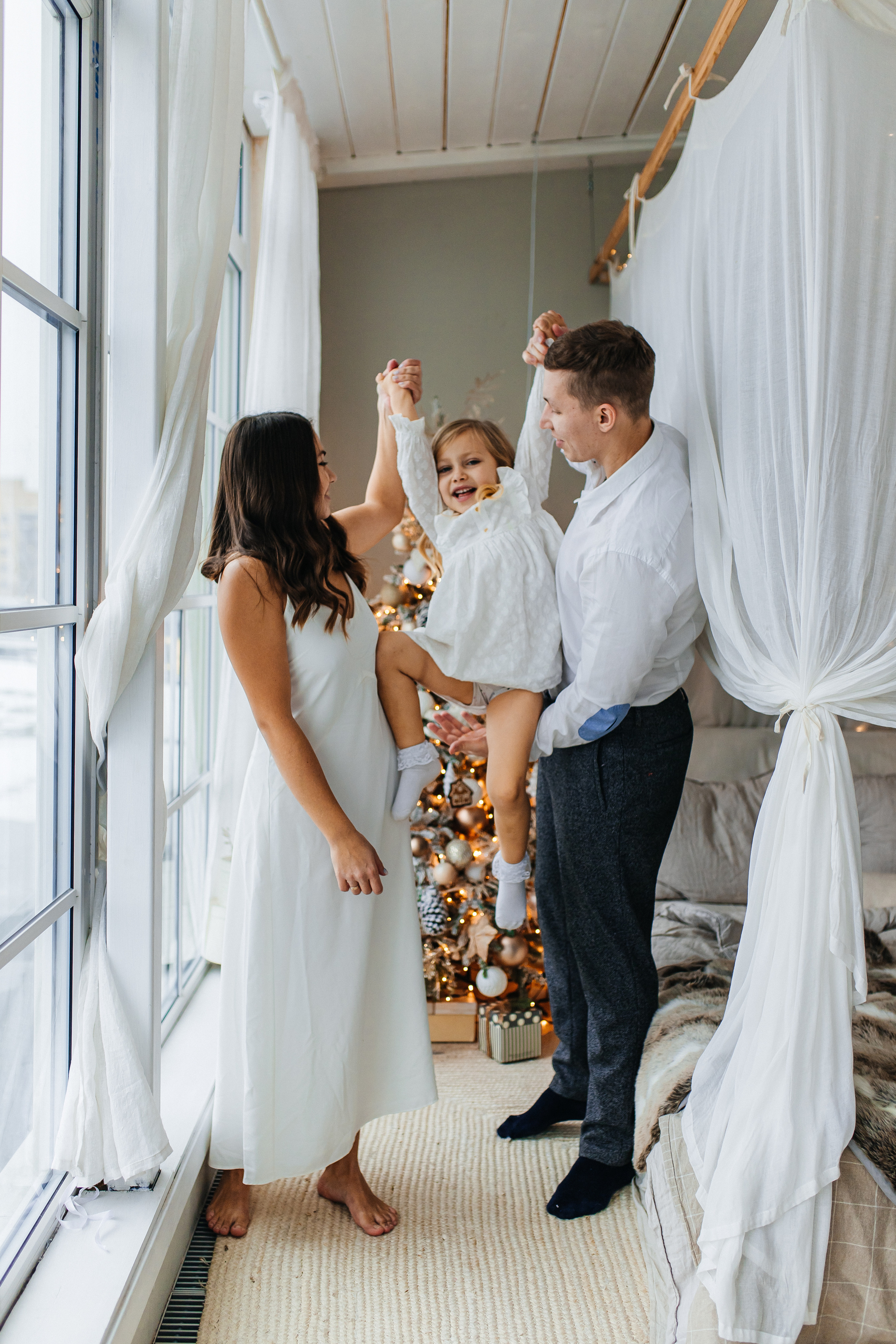 Катя, Илья, Стеша и Есения. Свадебный и семейный фотограф Мария Князева в Санкт-Петербурге