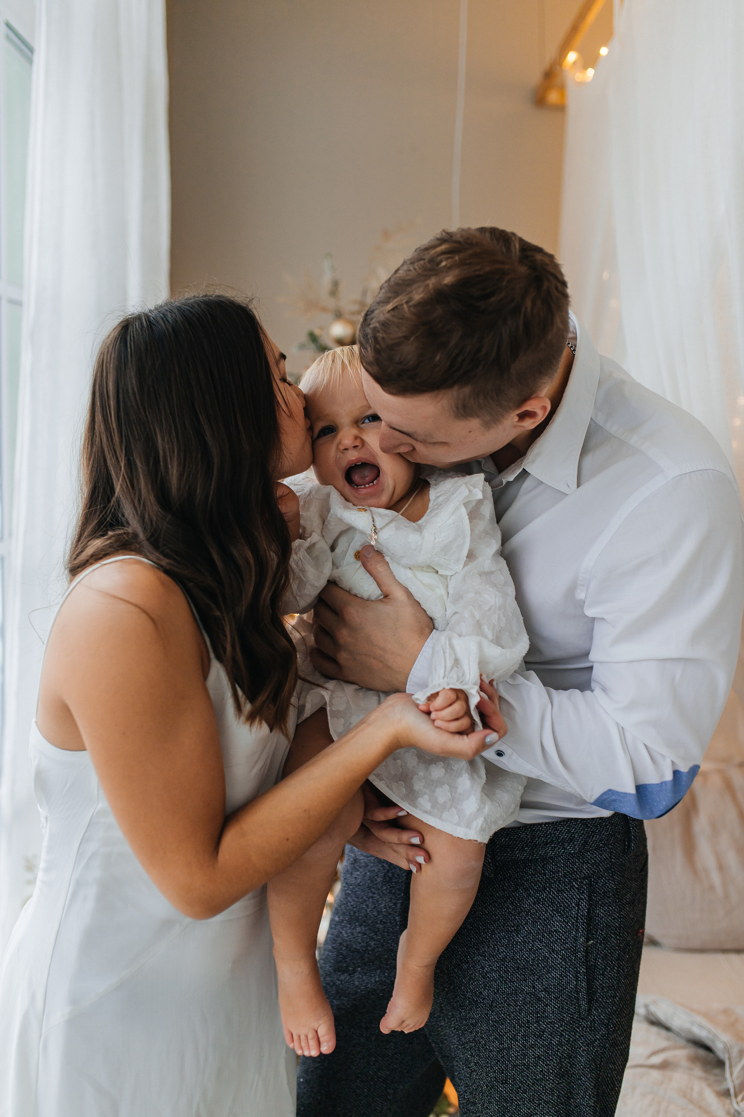 Катя, Илья, Стеша и Есения. Свадебный и семейный фотограф Мария Князева в Санкт-Петербурге