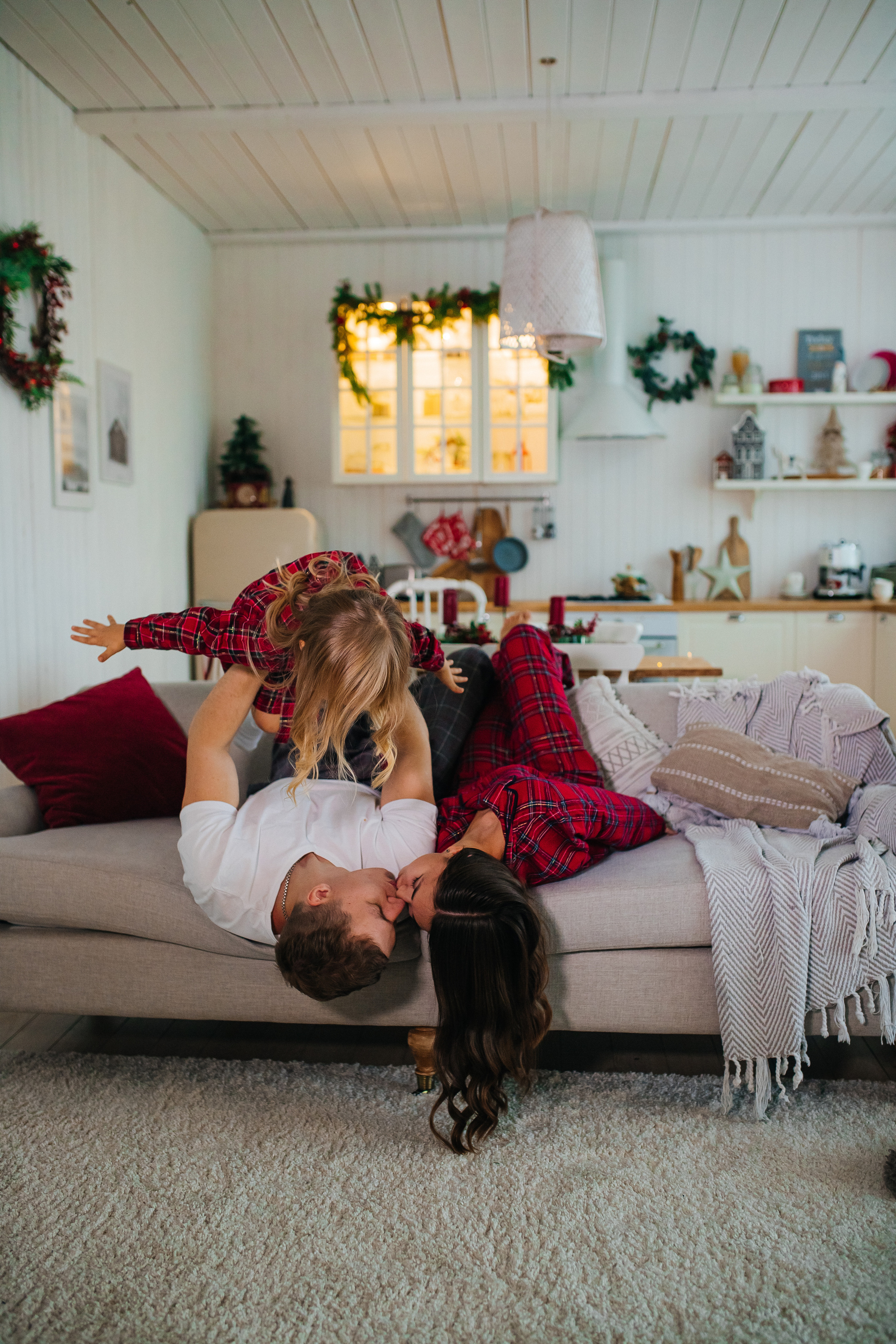 Катя, Илья, Стеша и Есения. Свадебный и семейный фотограф Мария Князева в Санкт-Петербурге