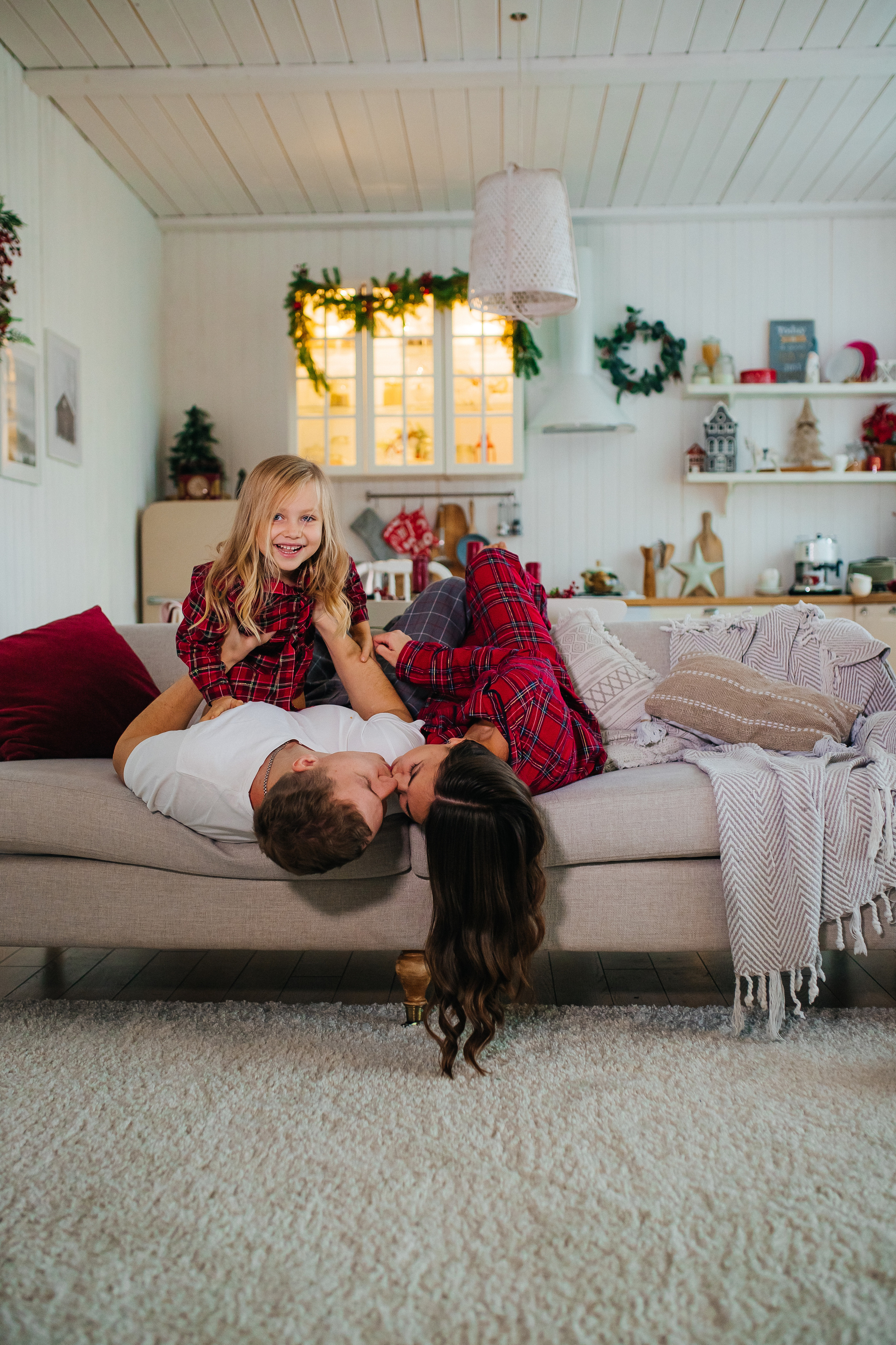 Катя, Илья, Стеша и Есения. Свадебный и семейный фотограф Мария Князева в Санкт-Петербурге