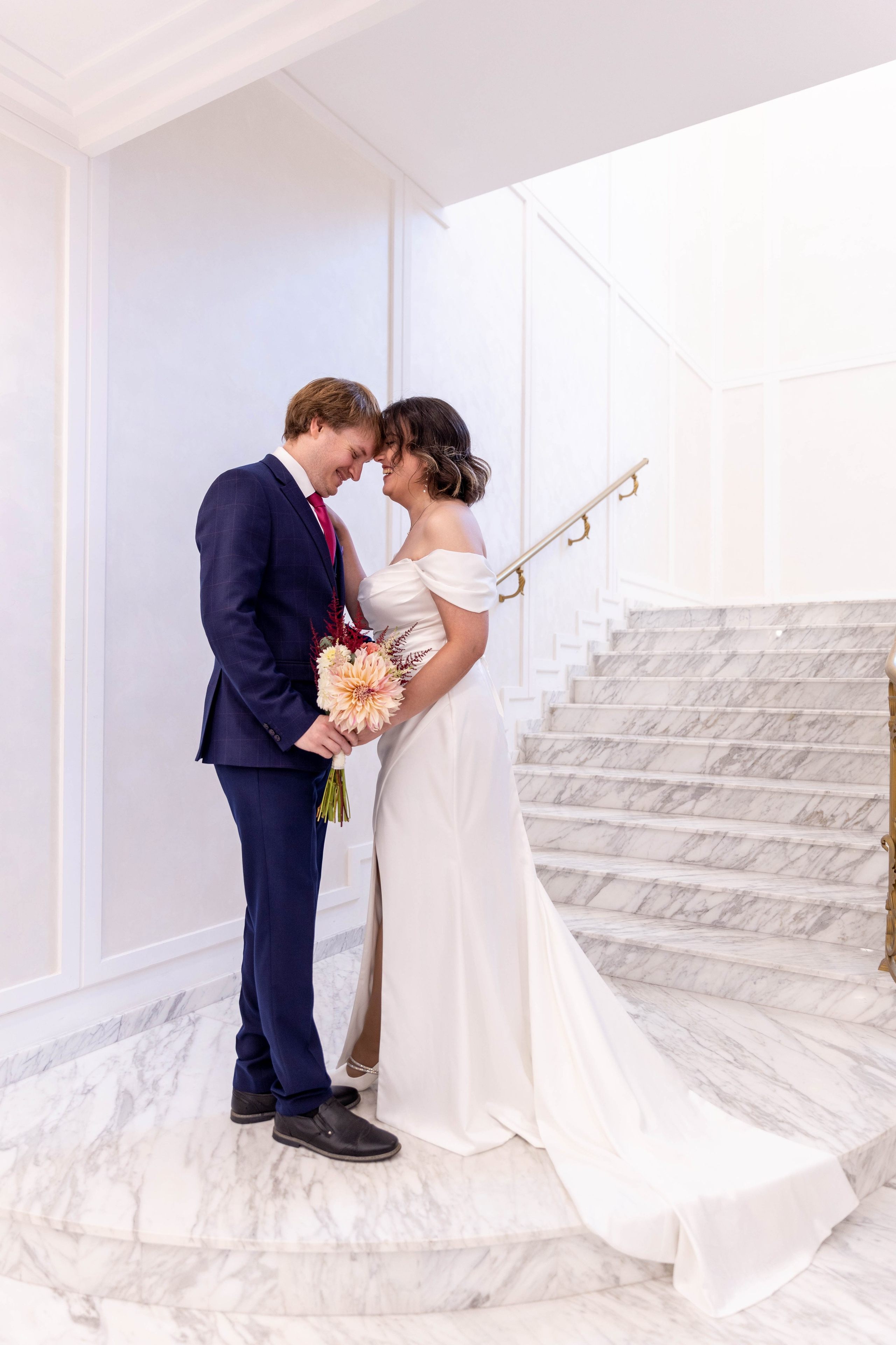 Свадебный день в Москве. Свадебный фотограф Александра Мяскова